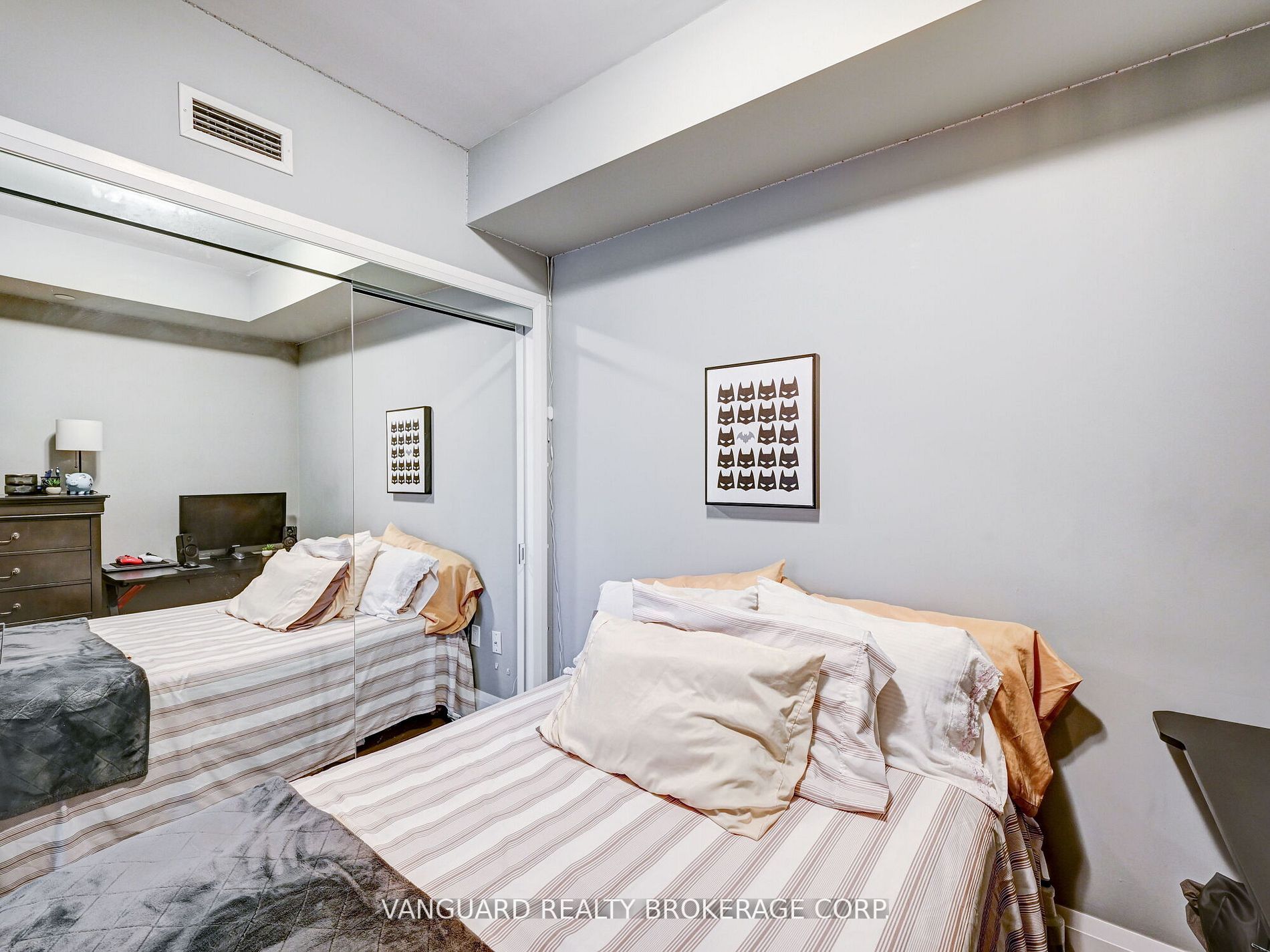 4800 Highway 7, #221
