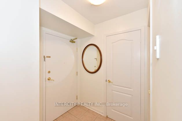 2500 Rutherford Rd, #316