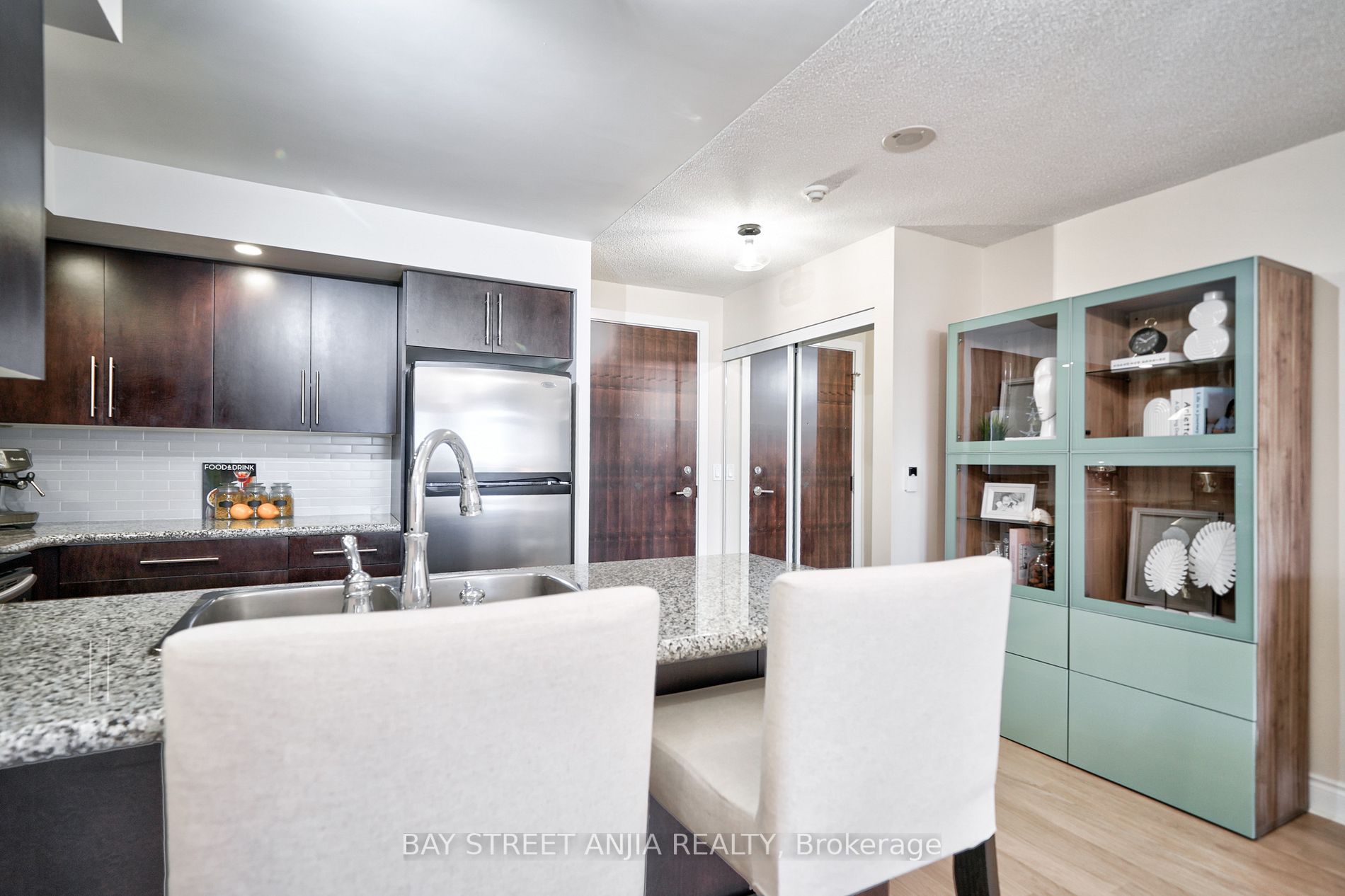 23 Cox Boulevard, #787