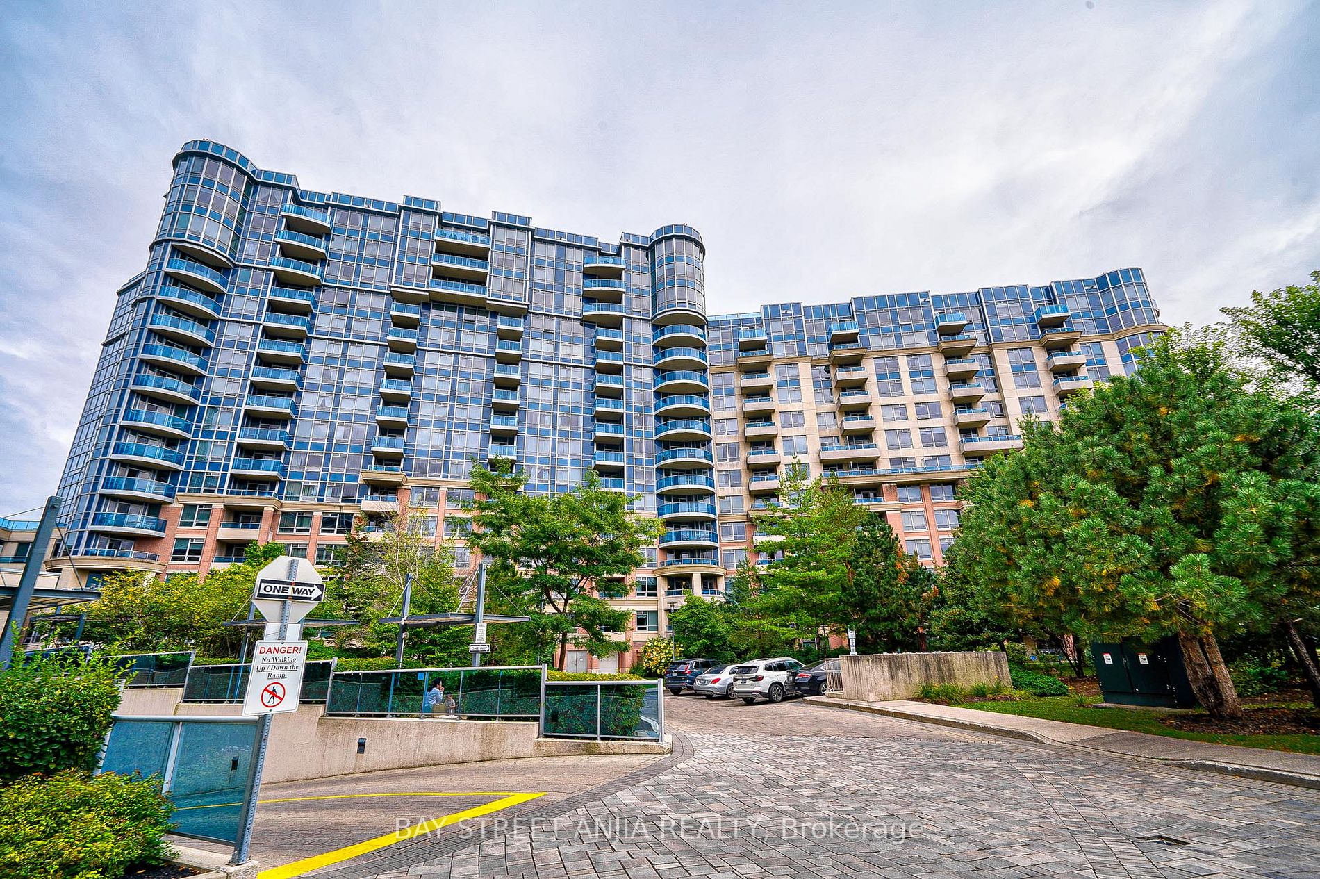 23 Cox Boulevard, #787