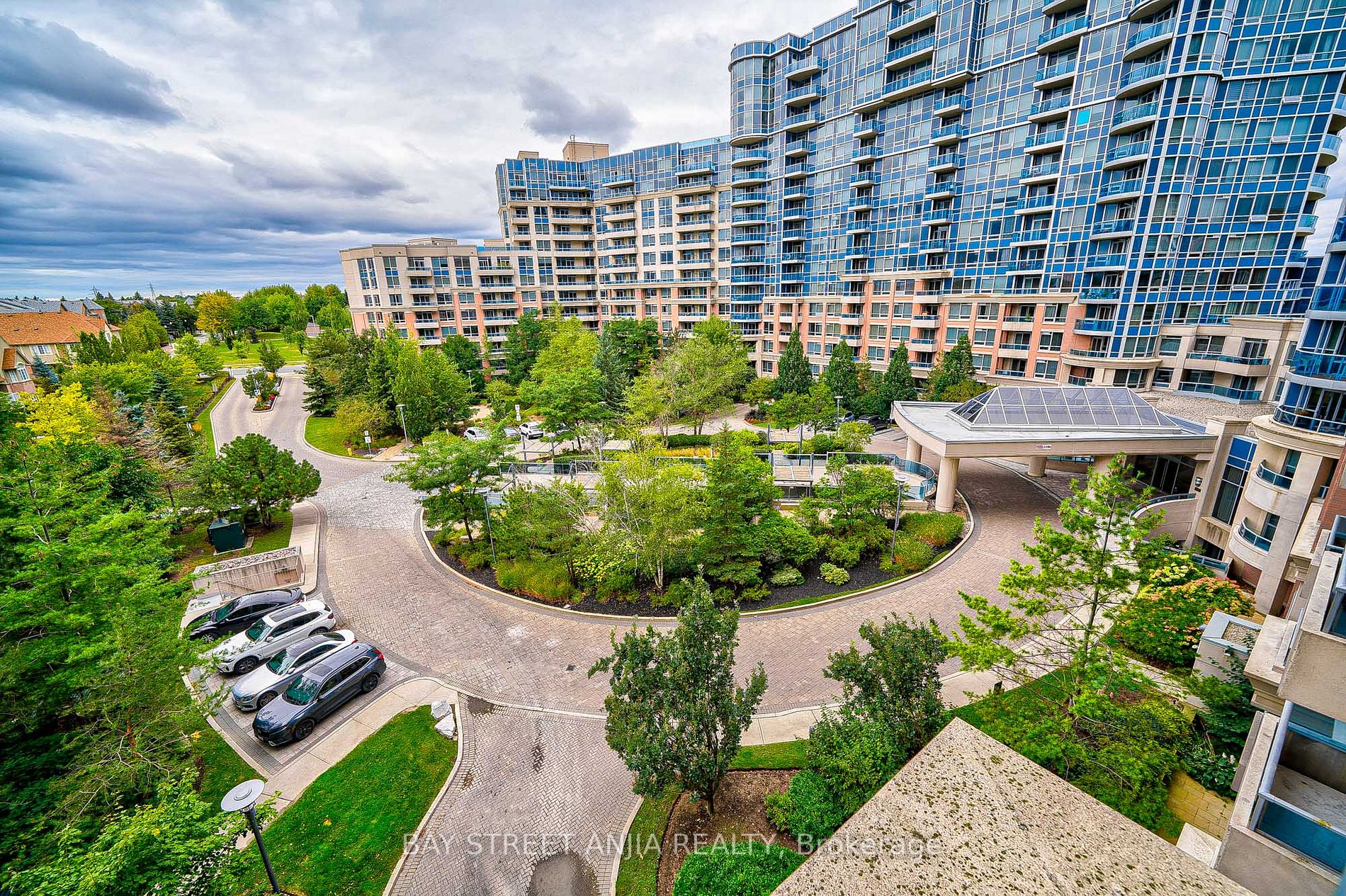 23 Cox Boulevard, #787