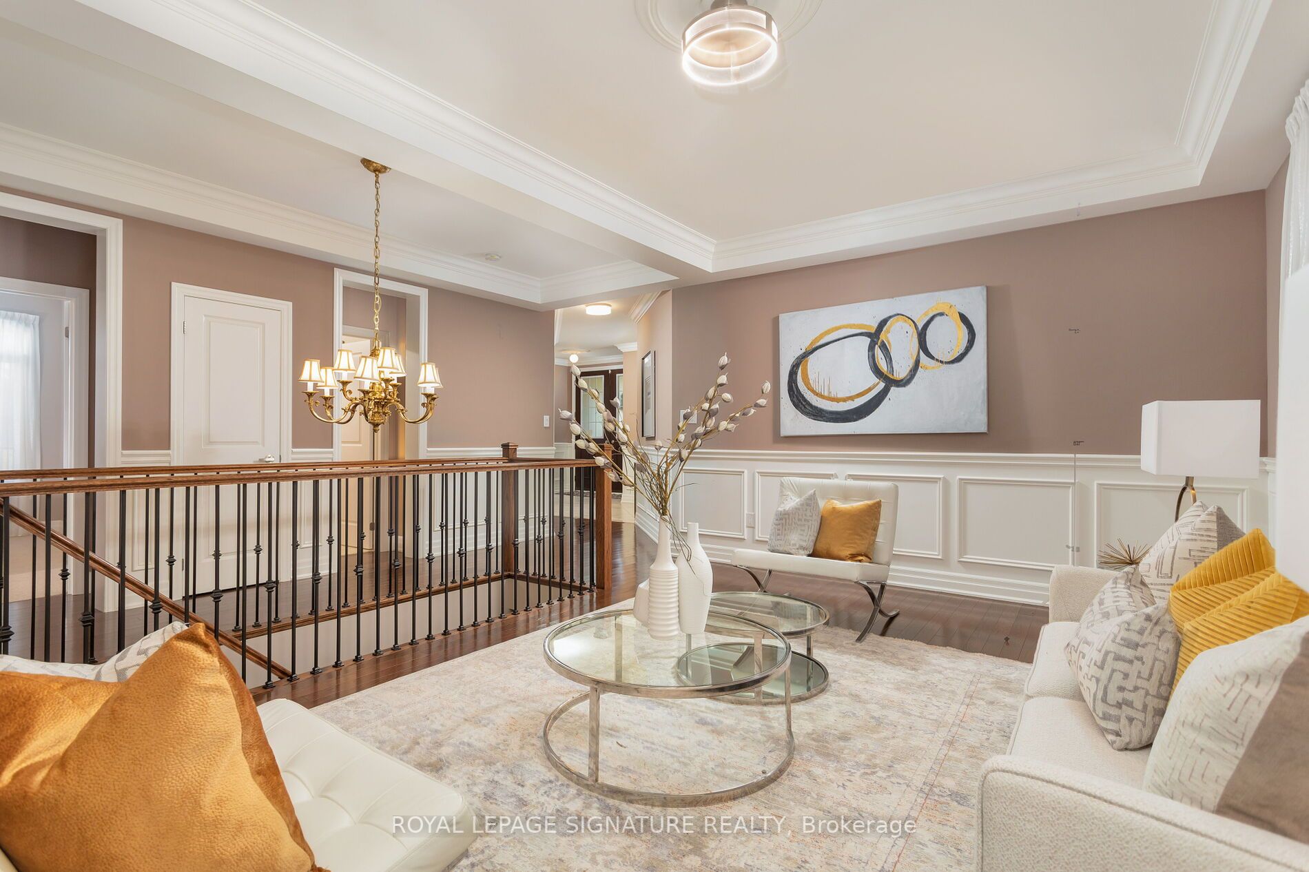 12 Valley Point Cres