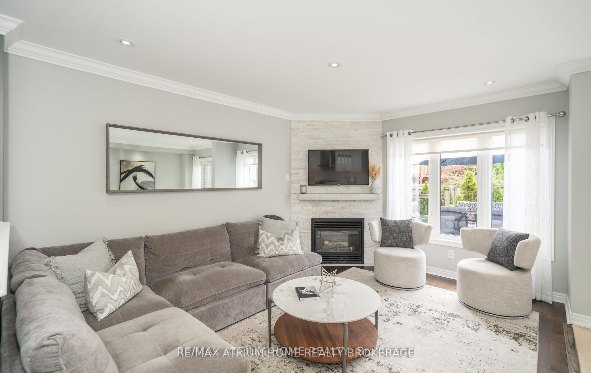 66 Barli Cres