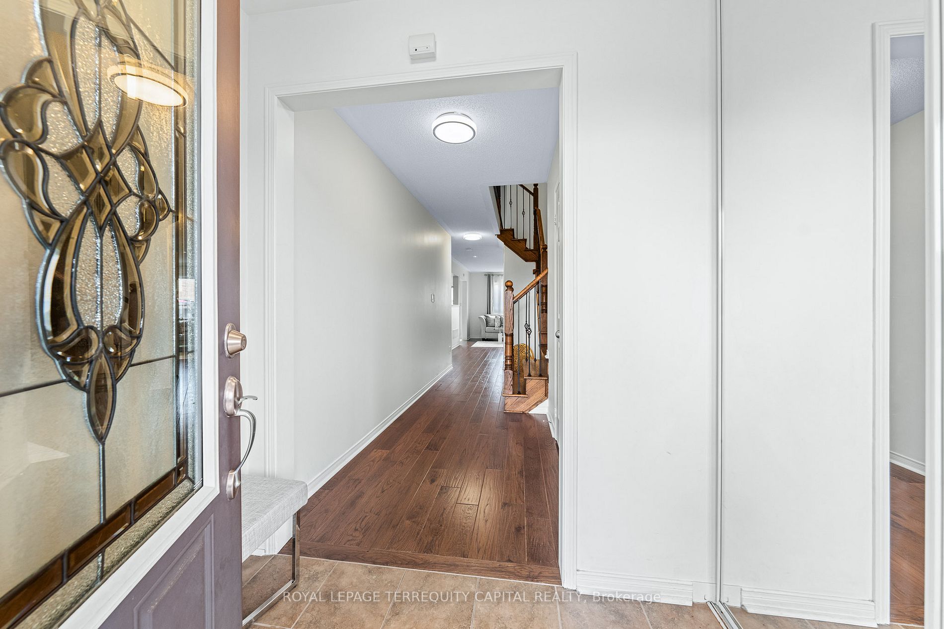 61 Long St