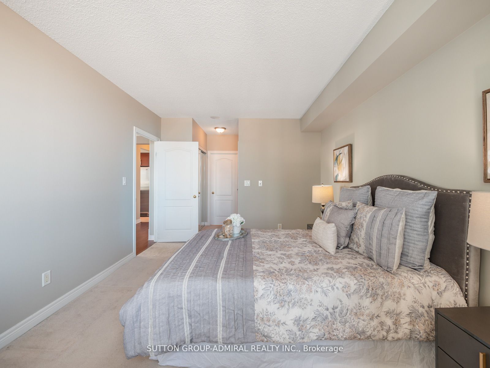 100 Promenade Circ, #801