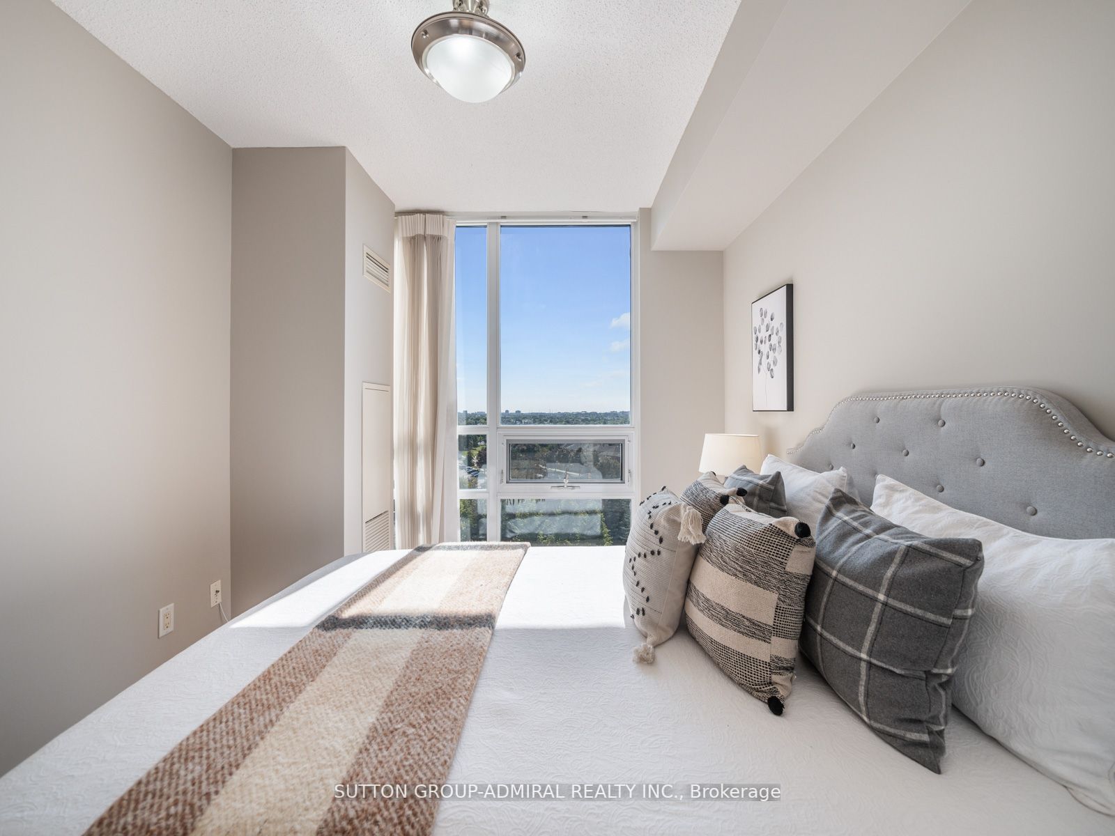 100 Promenade Circ, #801
