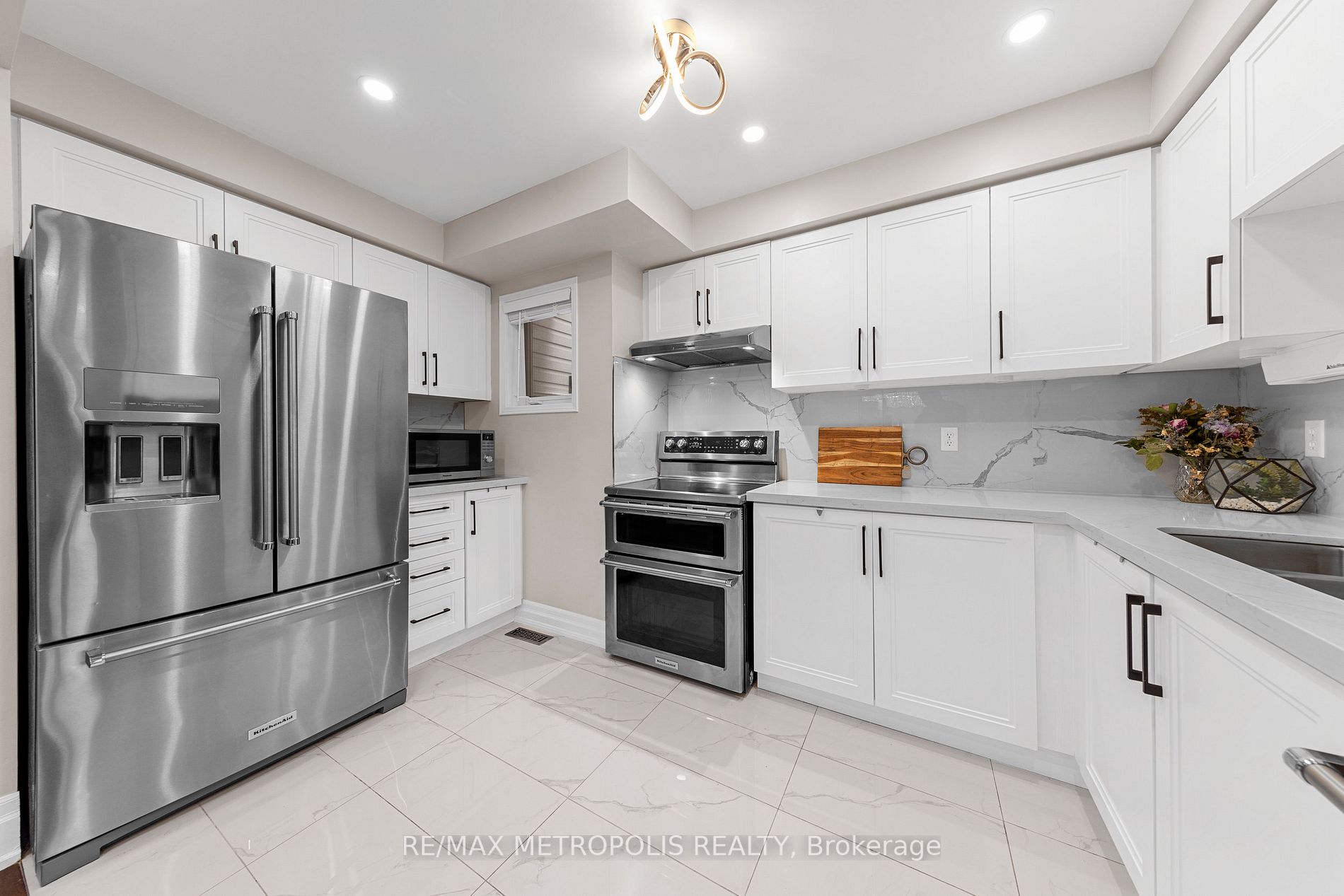 96 Giancola Cres