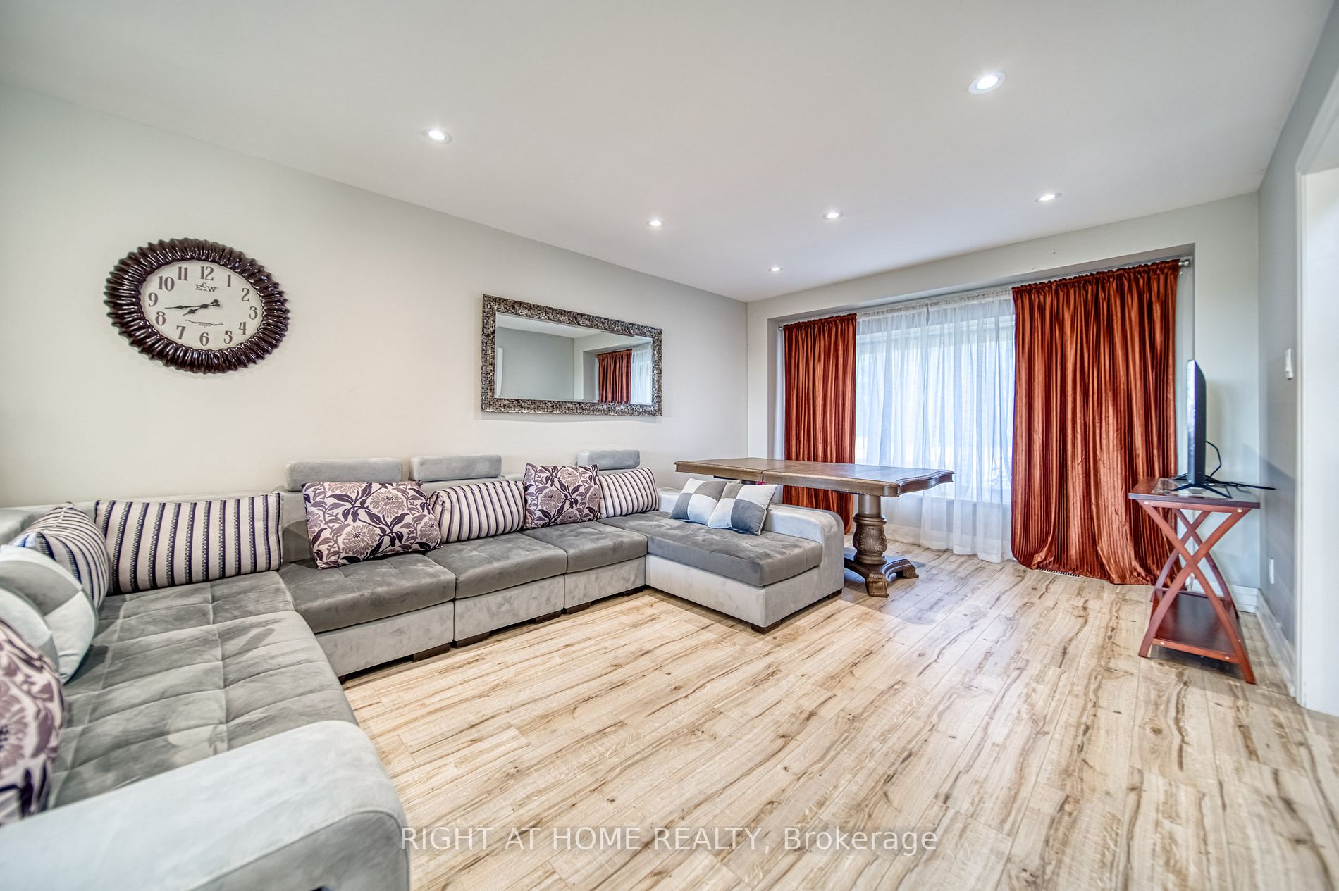 26 Grant Crt