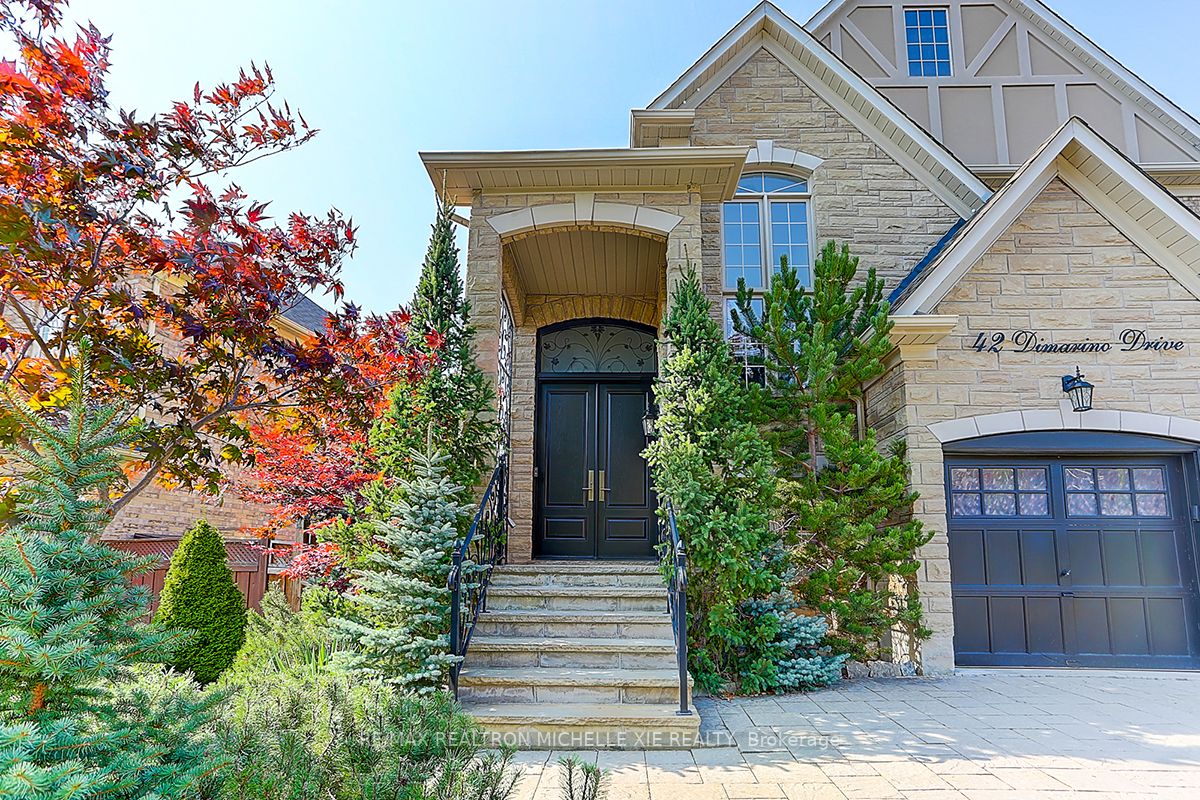 42 Dimarino Dr