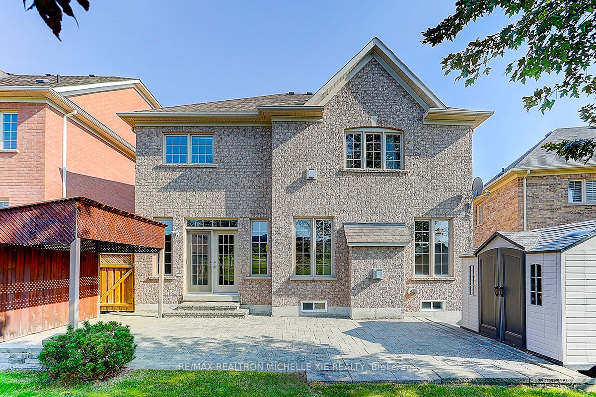 42 Dimarino Dr