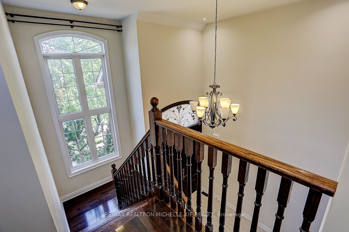 42 Dimarino Dr
