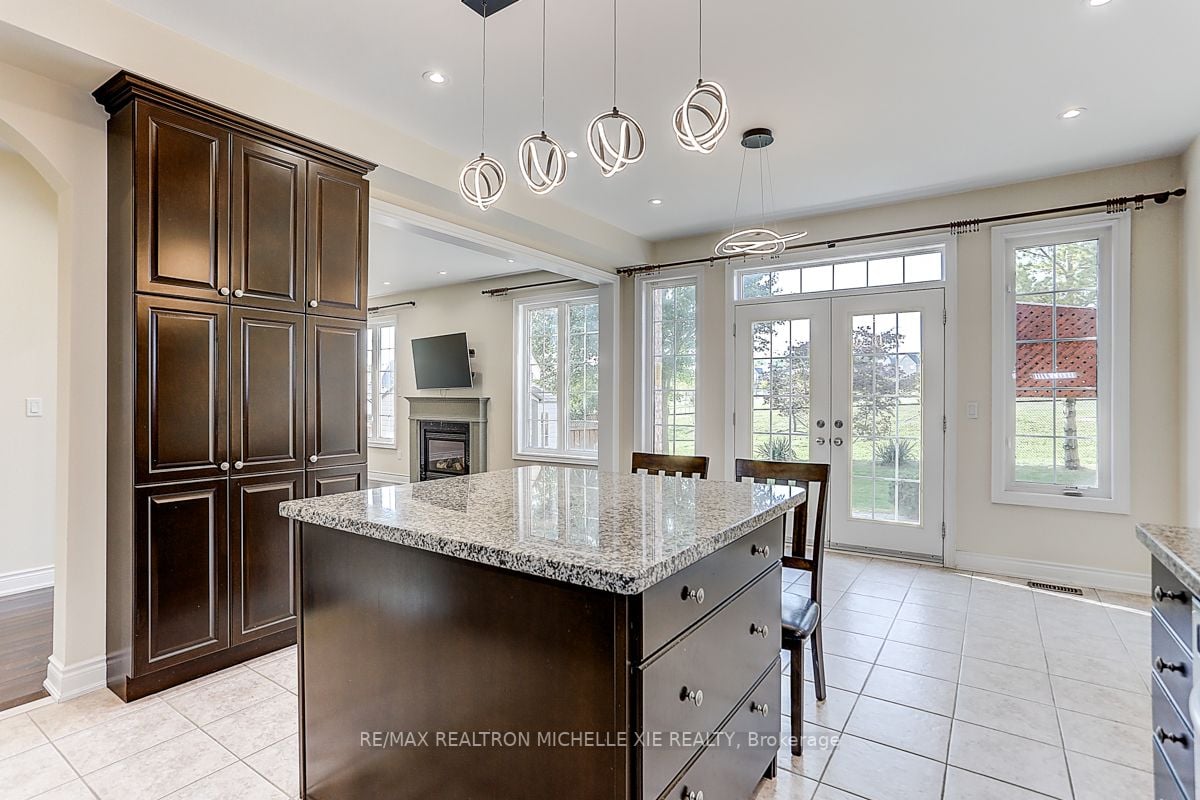 42 Dimarino Dr