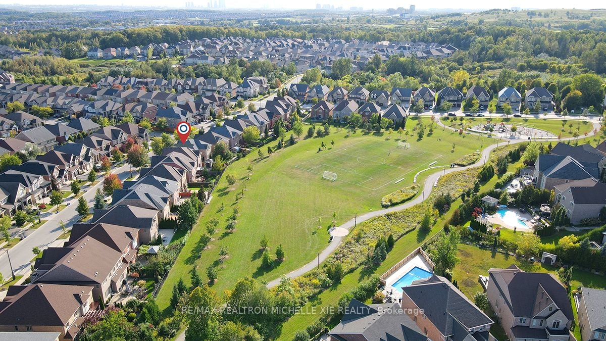 42 Dimarino Dr