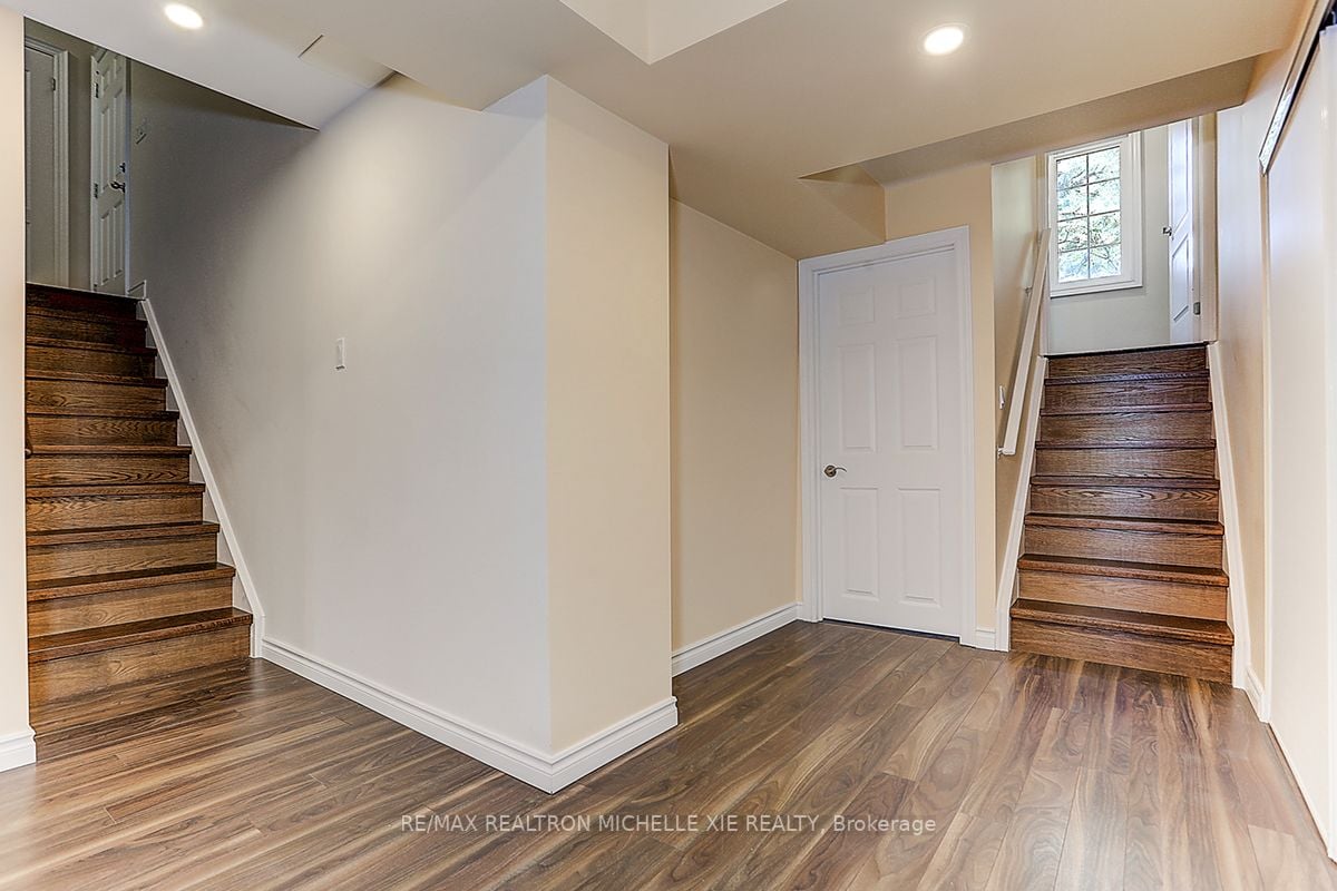 42 Dimarino Dr