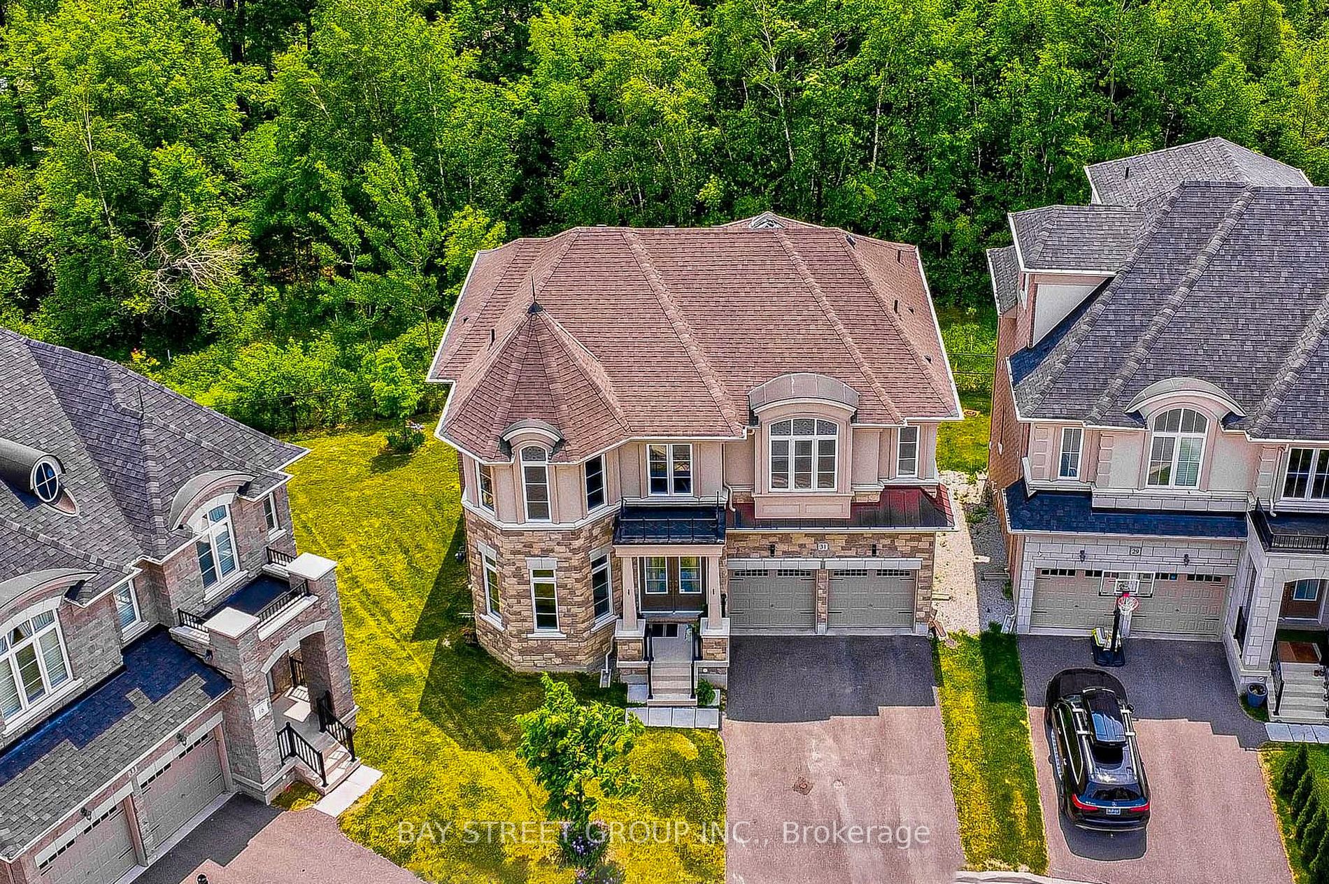 31 Macdonald Crt