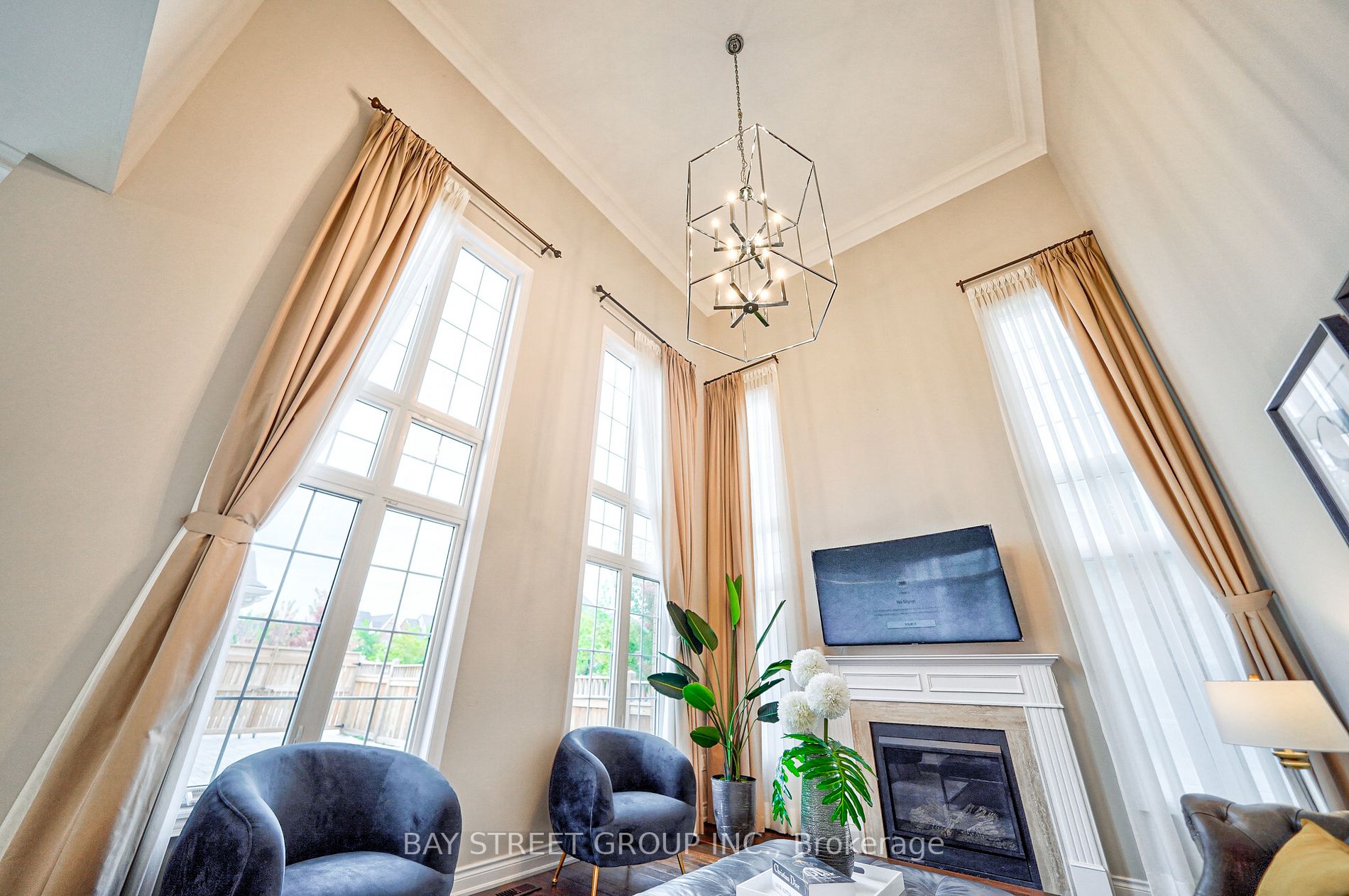 2 Parkstone Rd