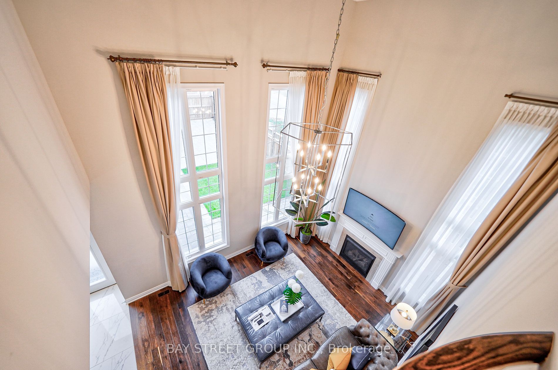 2 Parkstone Rd