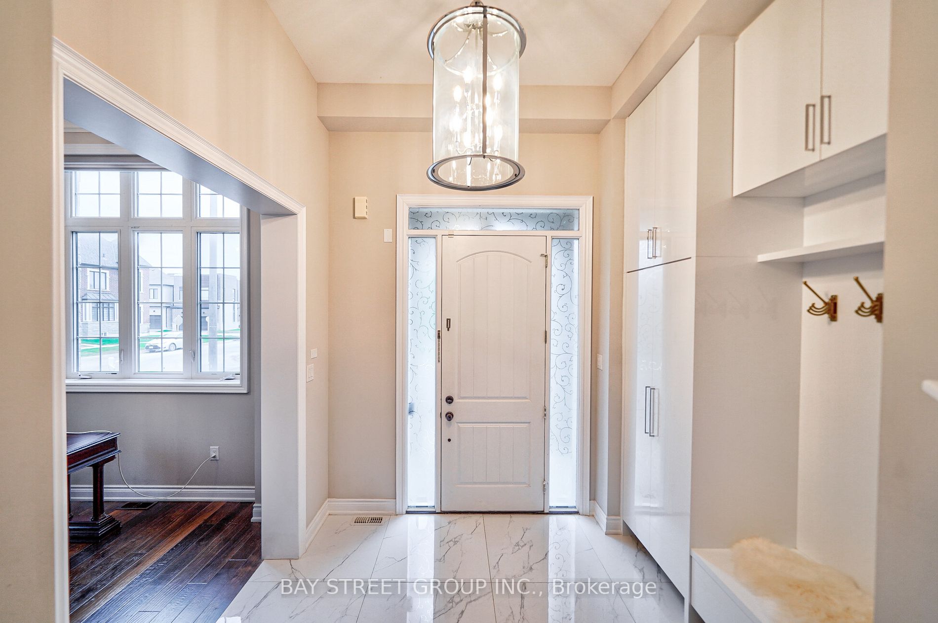 2 Parkstone Rd