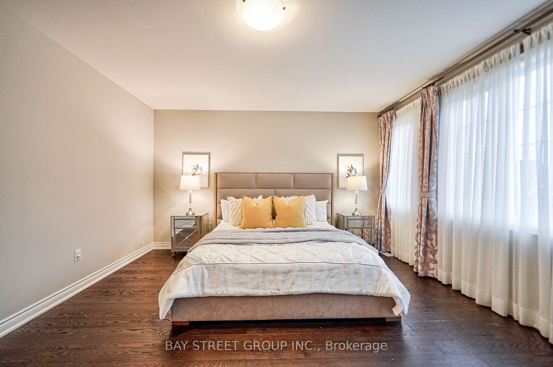 2 Parkstone Rd
