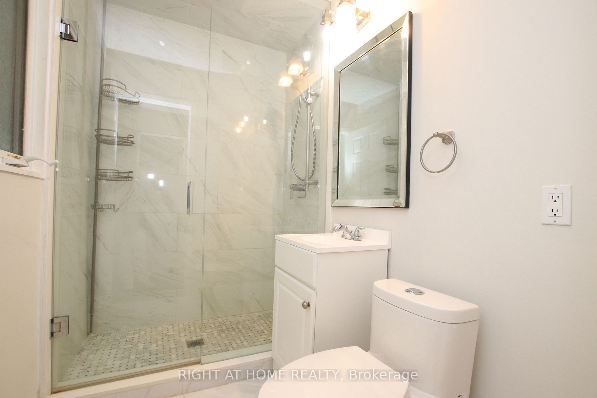 265 Andrew St