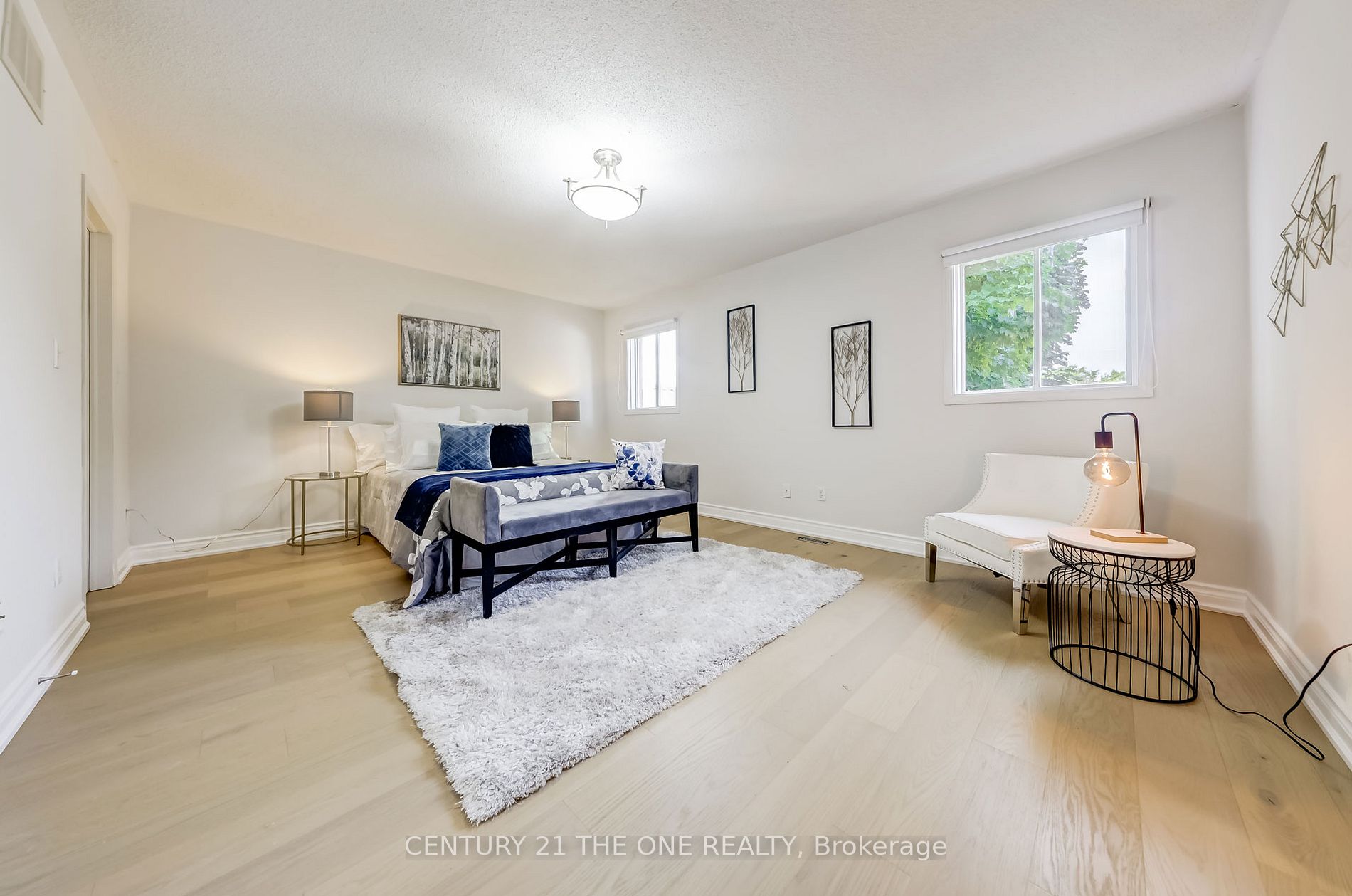 116 Hollandview Tr