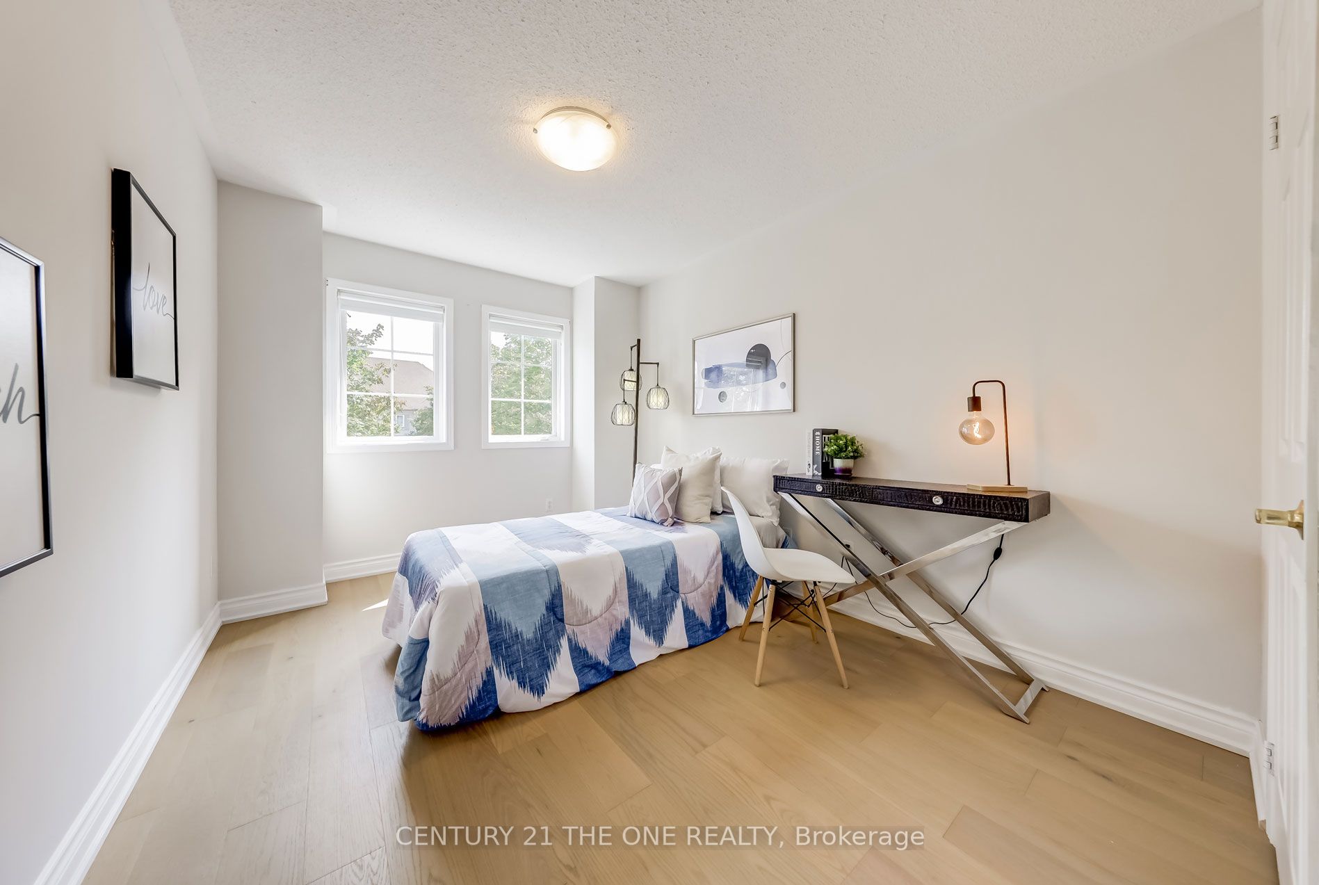 116 Hollandview Tr
