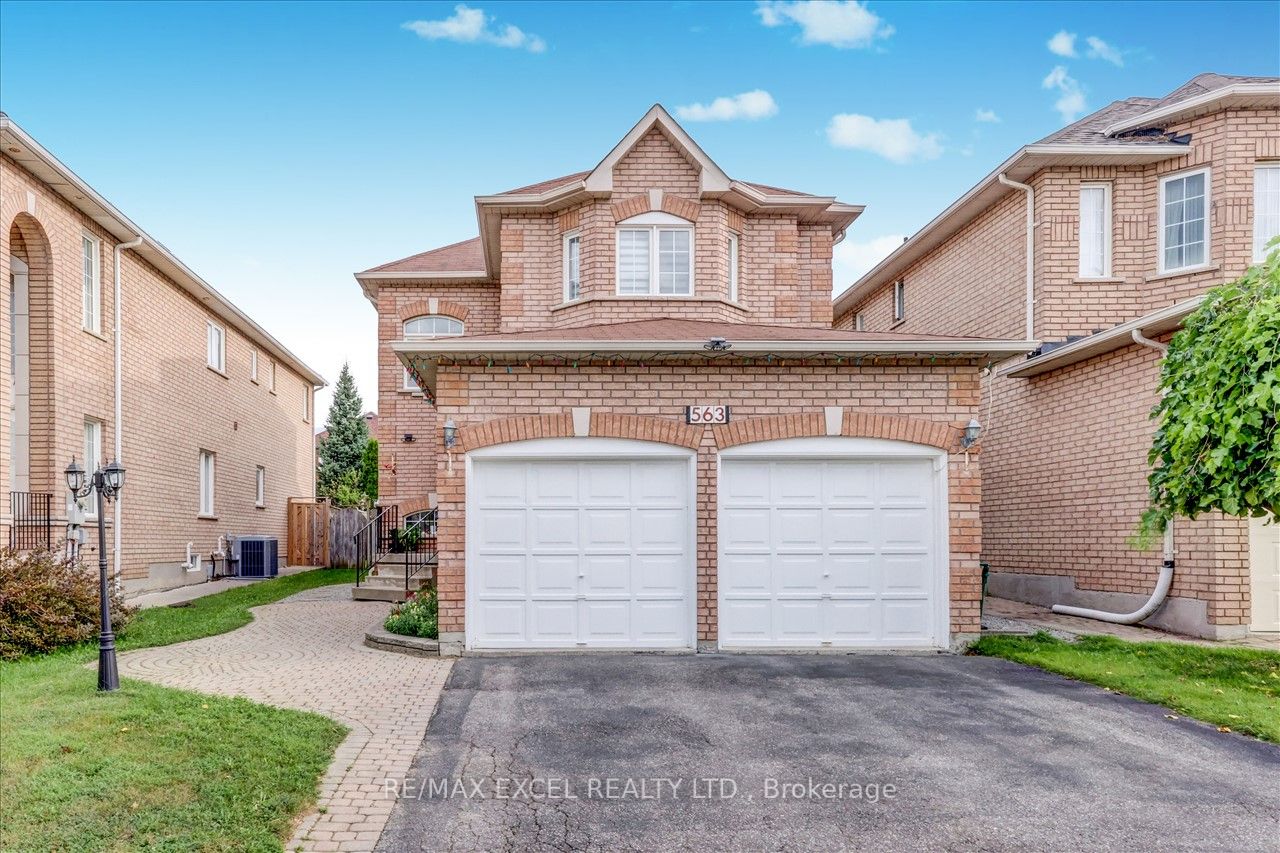 563 Highglen Ave