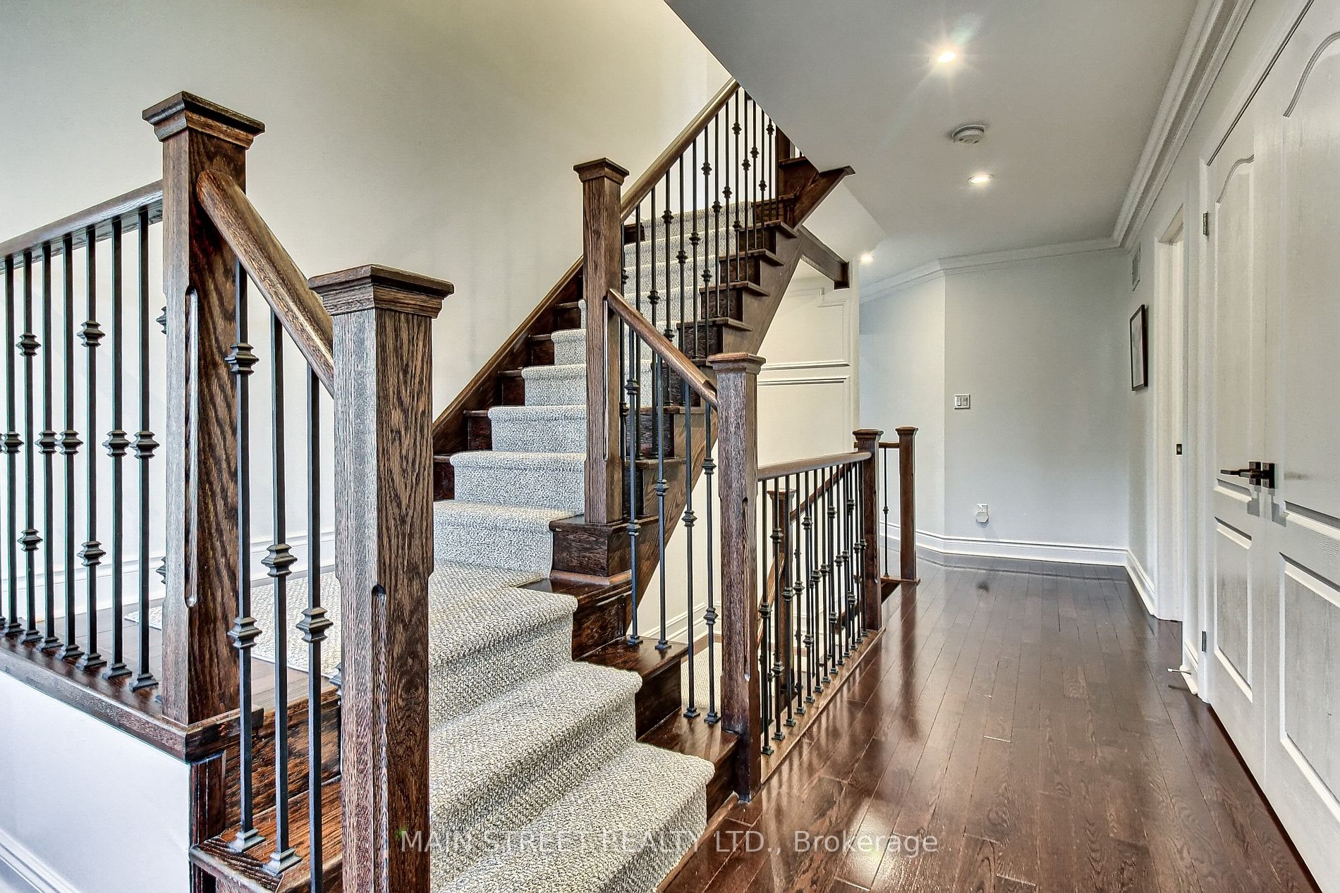 975 Goring Circle