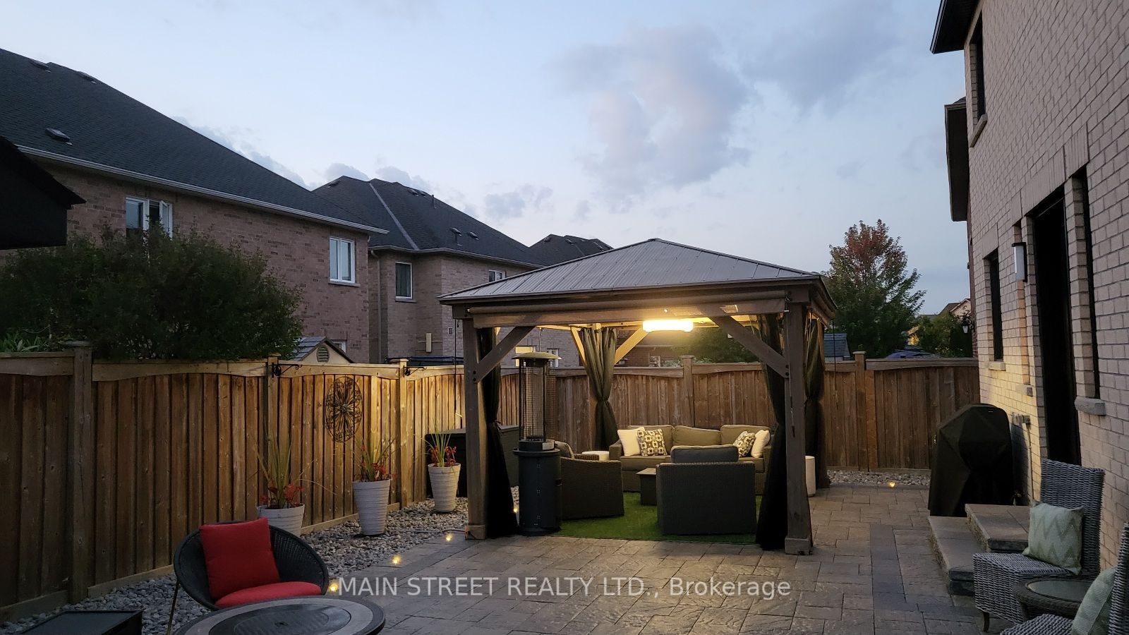 975 Goring Circle