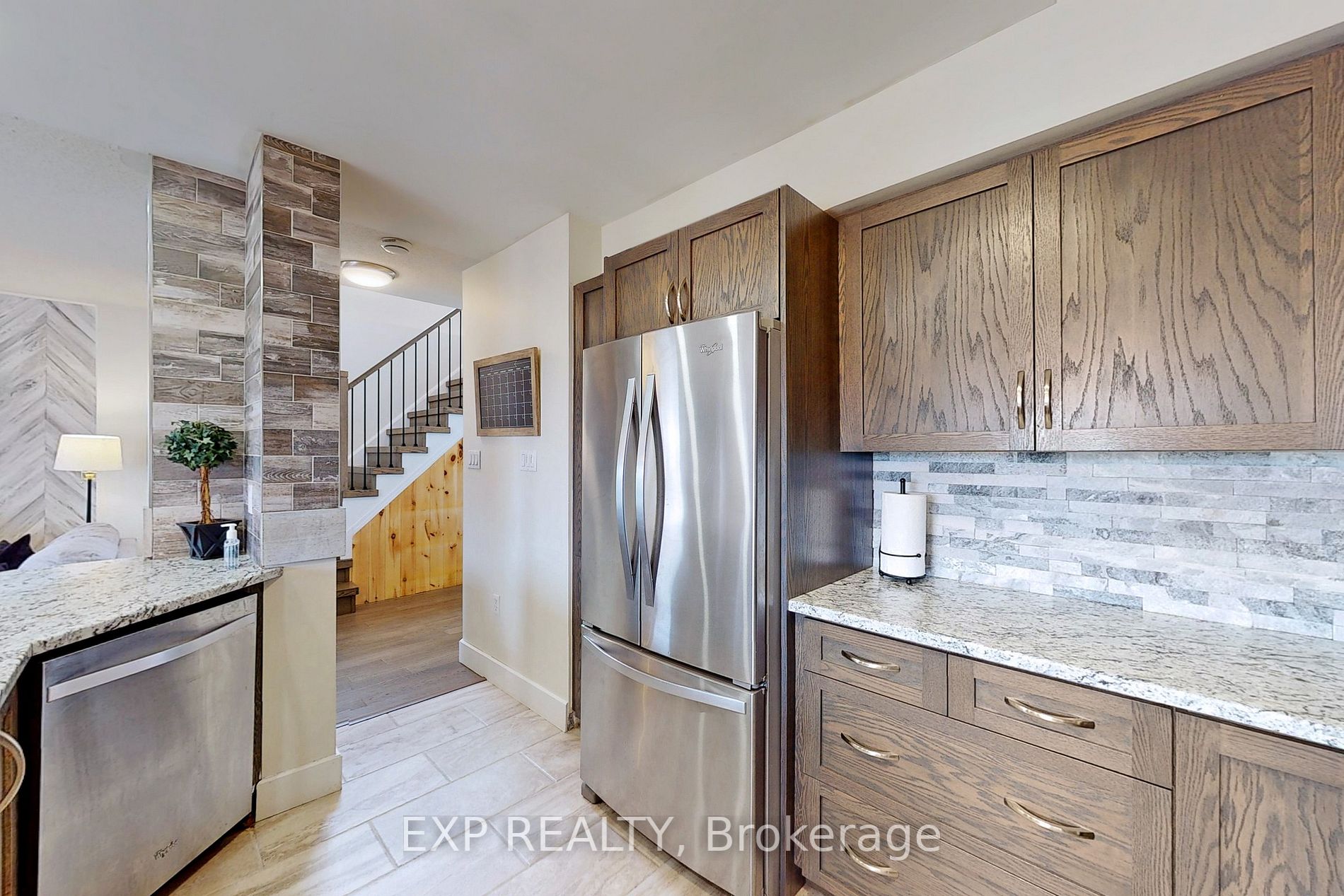 136 Maplewood Dr