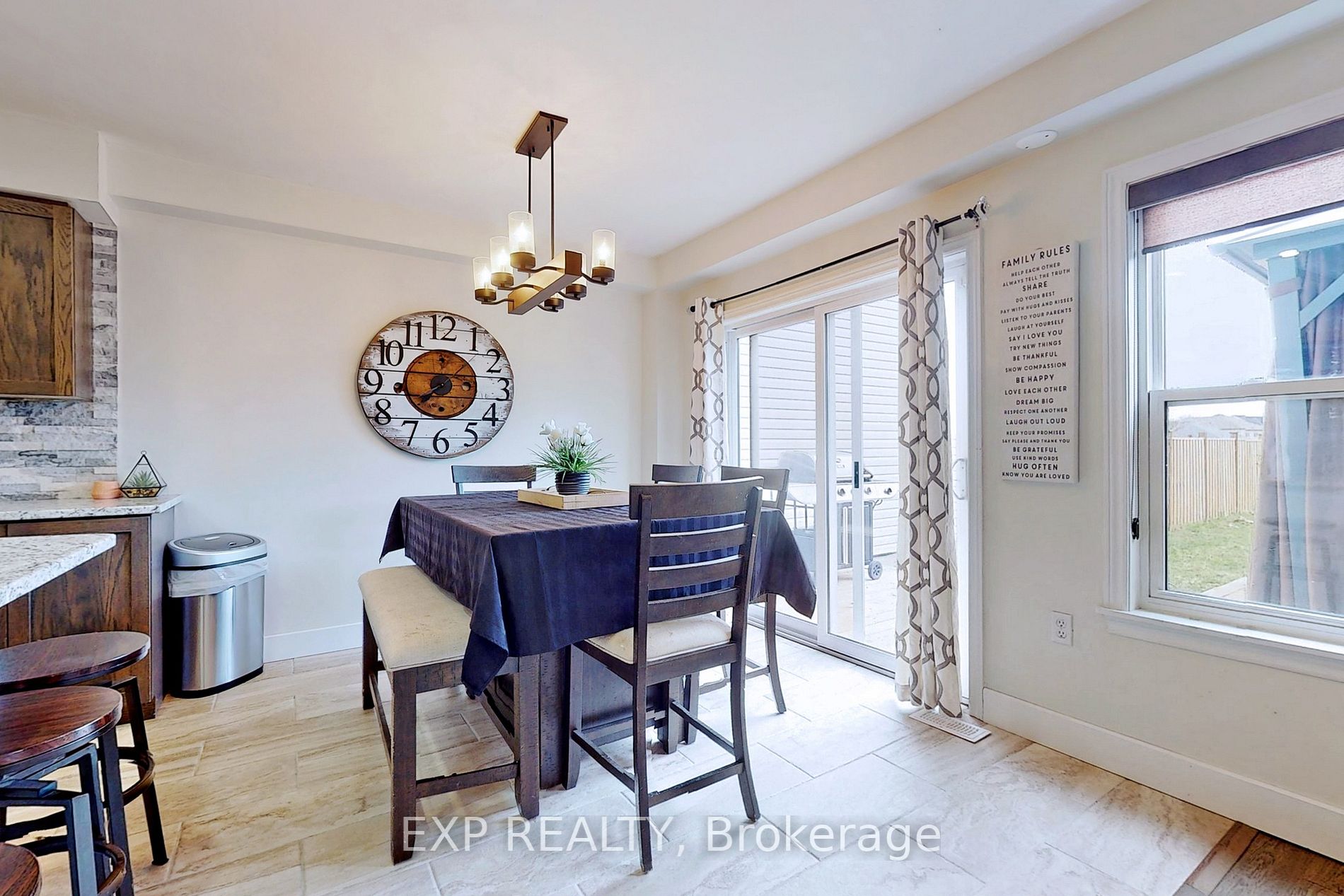 136 Maplewood Dr
