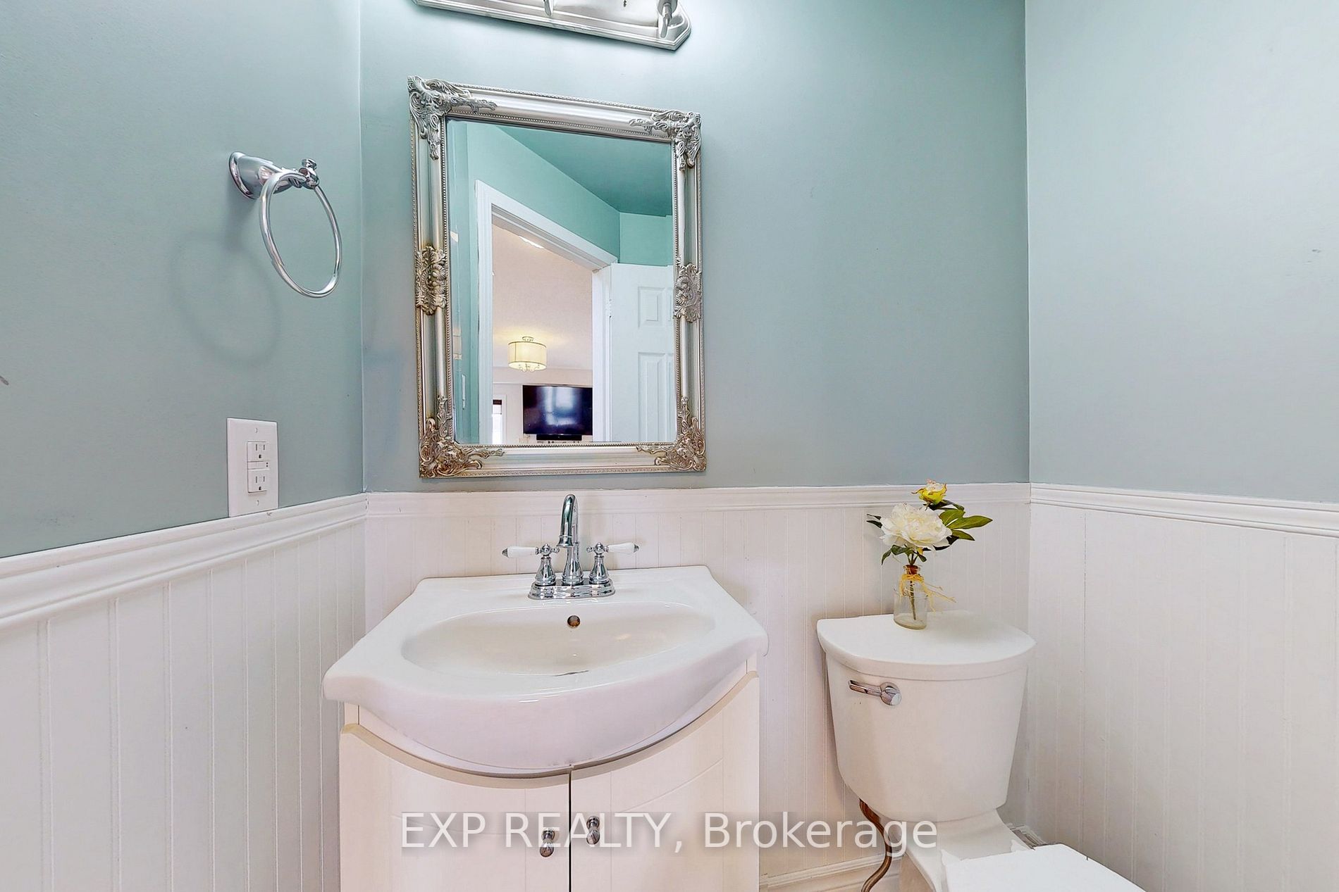 136 Maplewood Dr