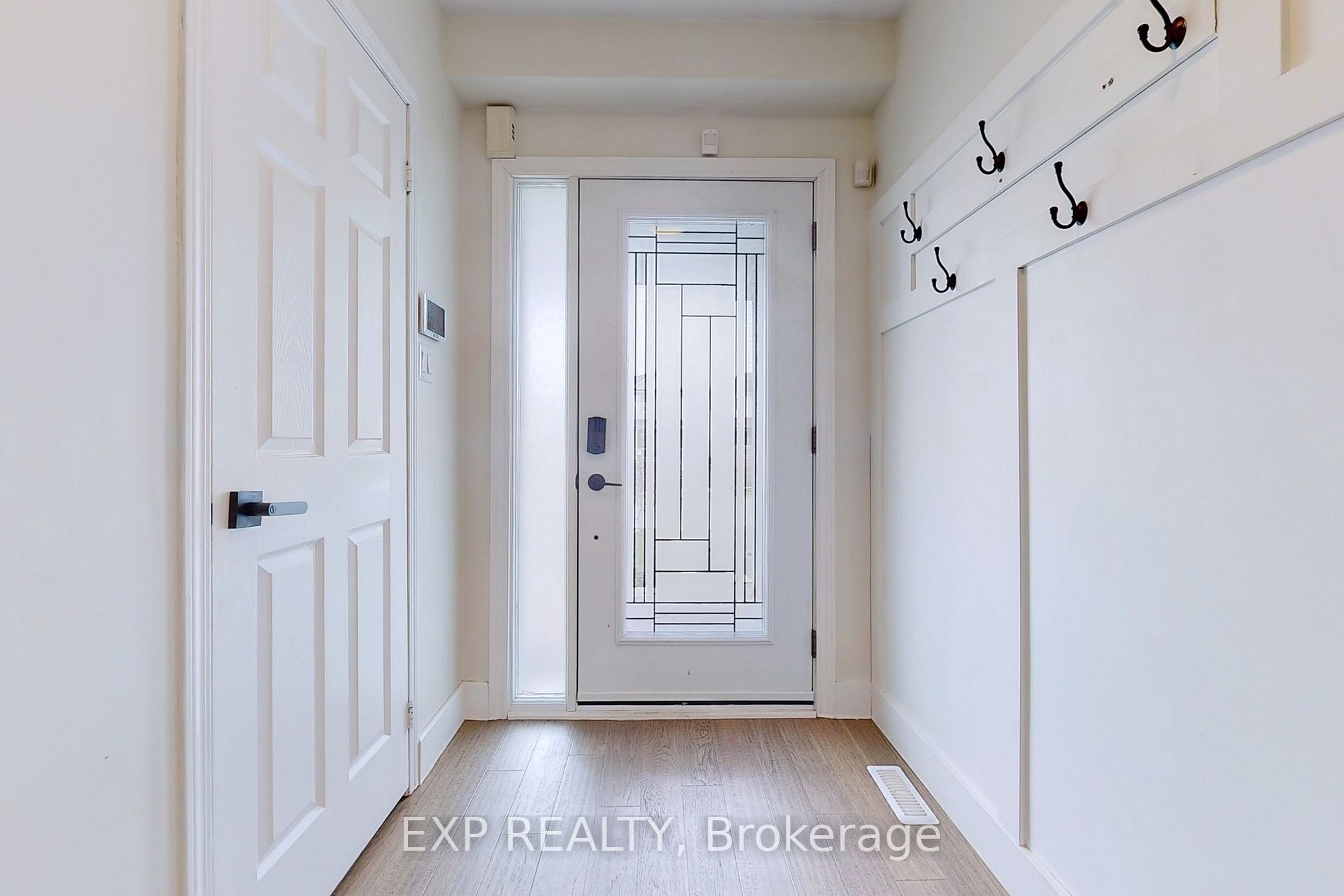 136 Maplewood Dr