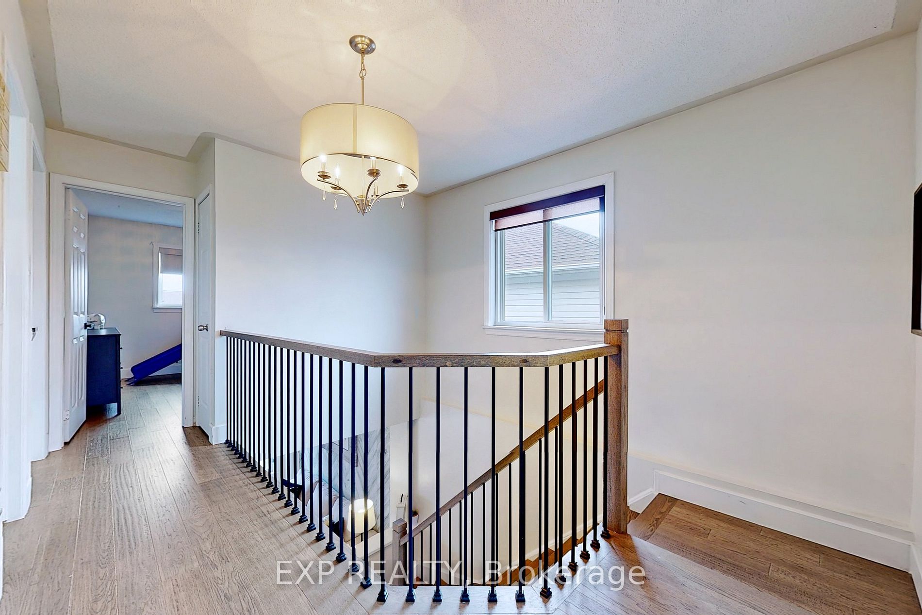 136 Maplewood Dr