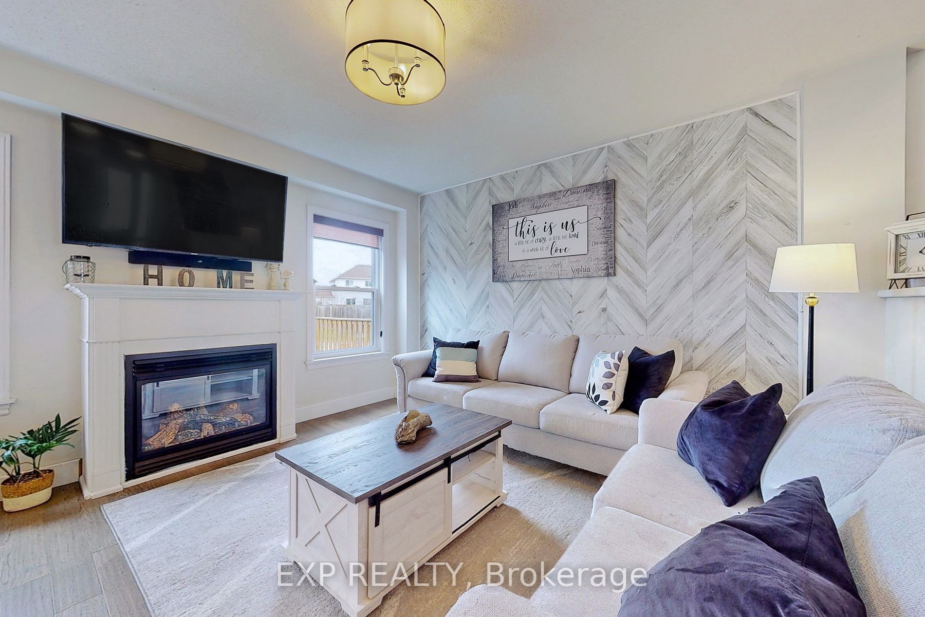 136 Maplewood Dr