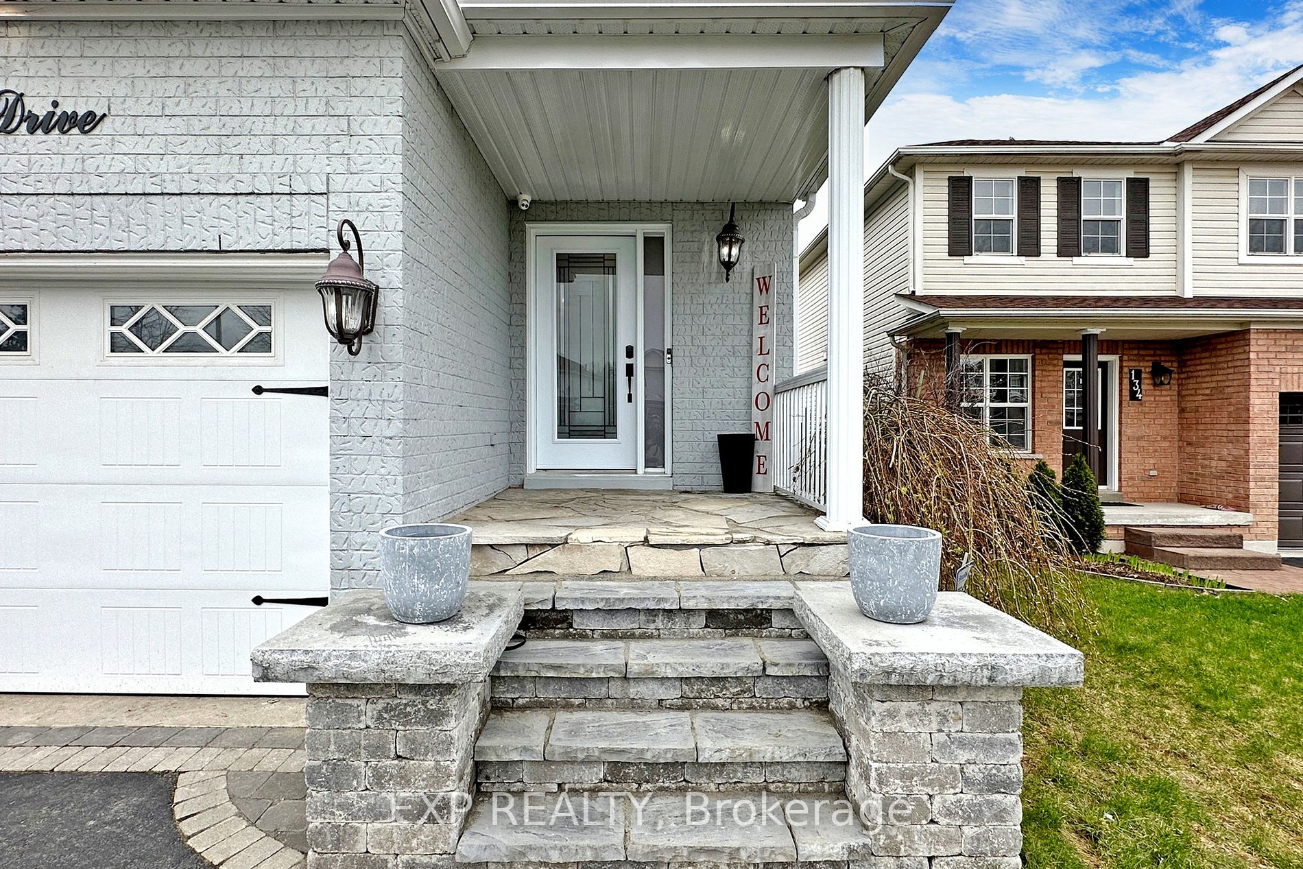 136 Maplewood Dr