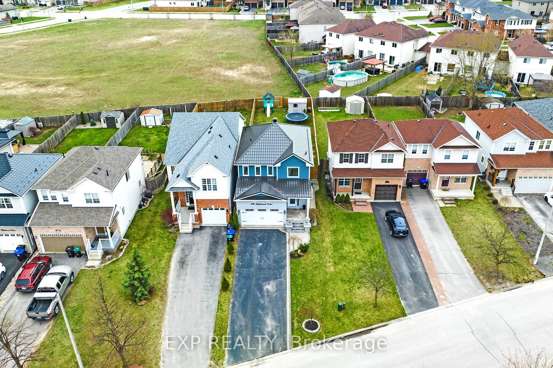 136 Maplewood Dr