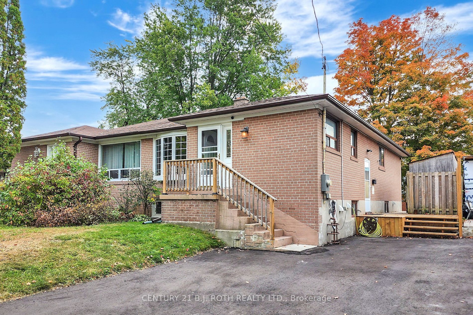 13 Jasper Dr