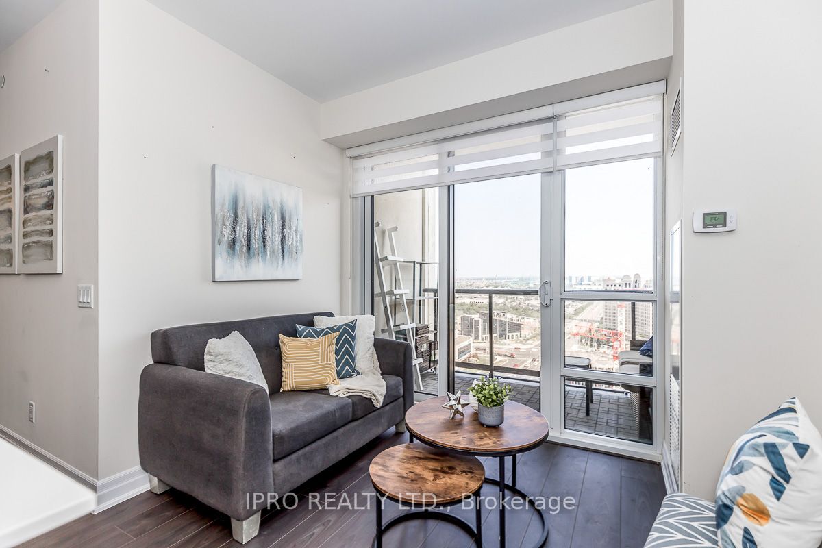 9085 Jane Street, #1910