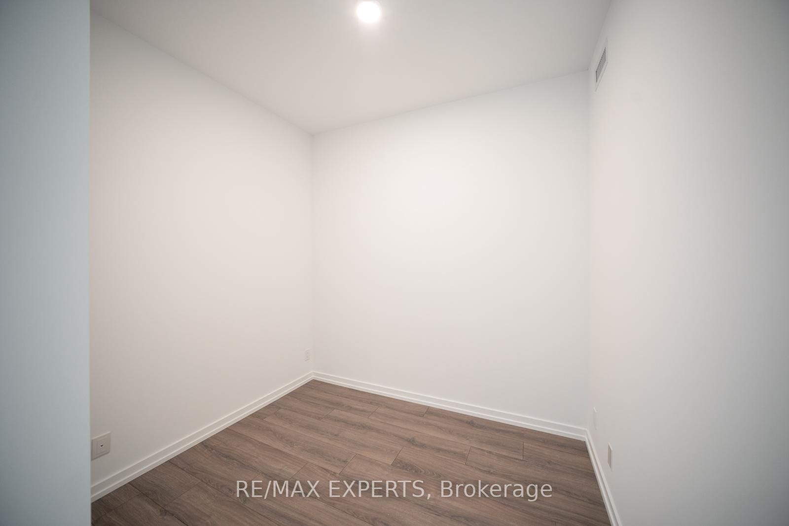 7890 Jane St, #4103
