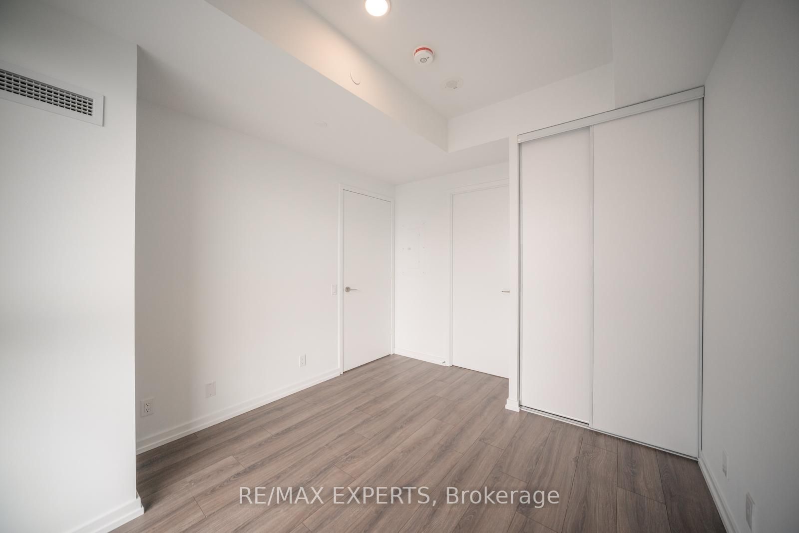 7890 Jane St, #4103