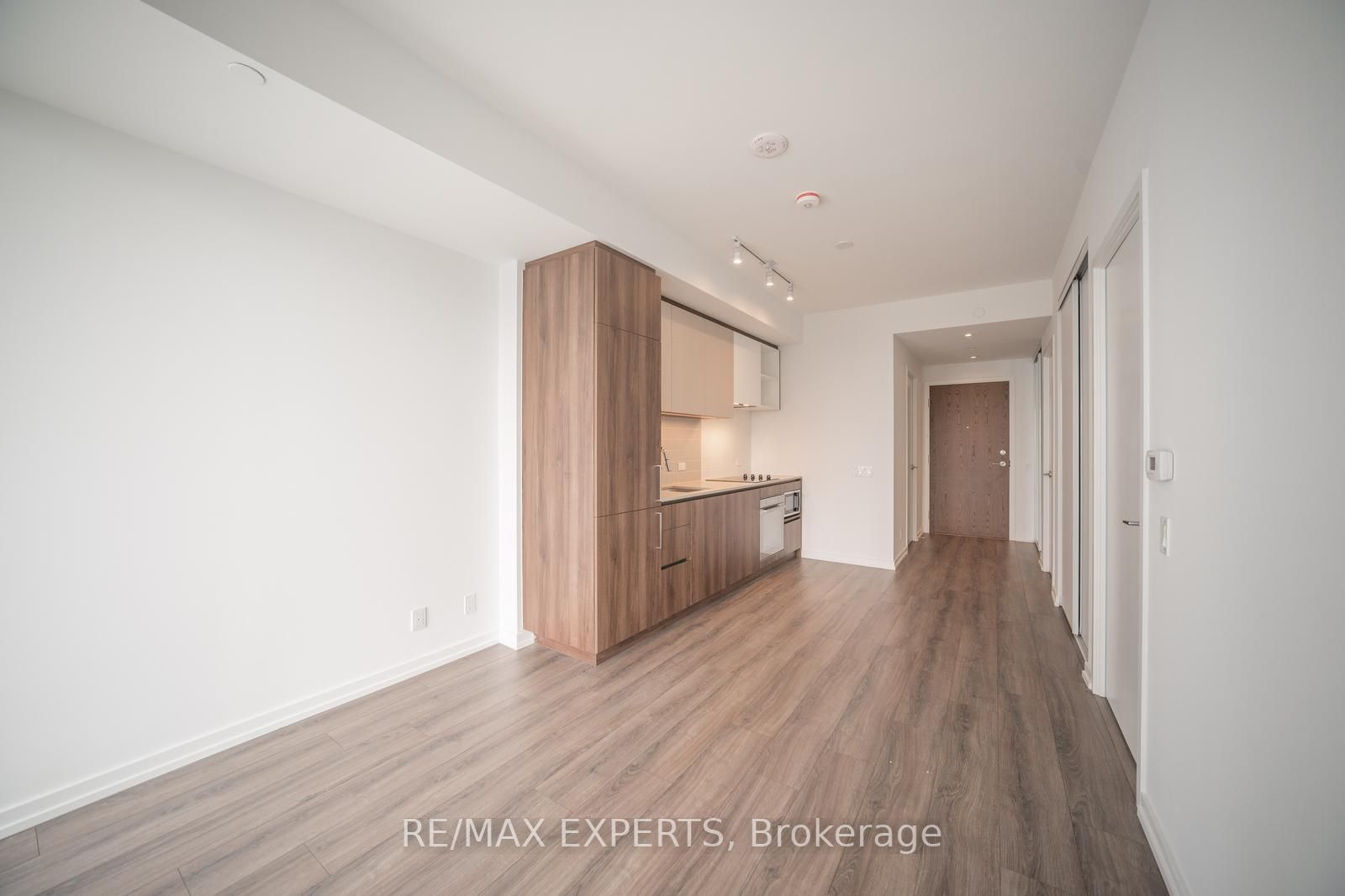 7890 Jane St, #4103