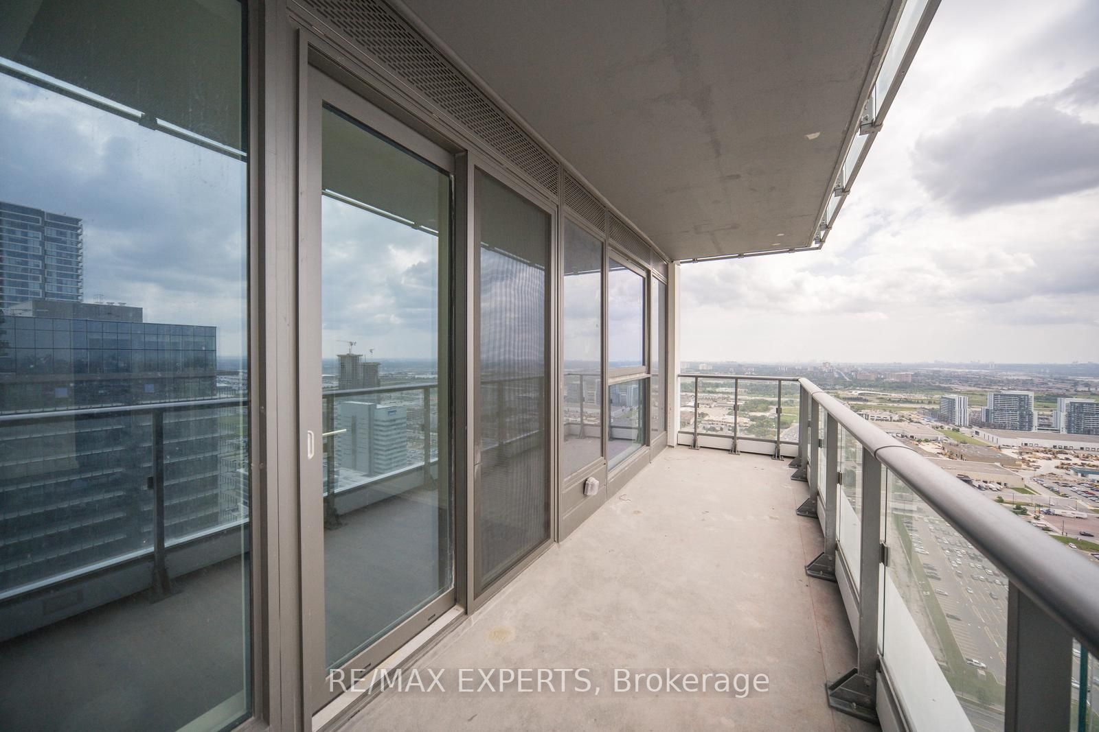 7890 Jane St, #4103