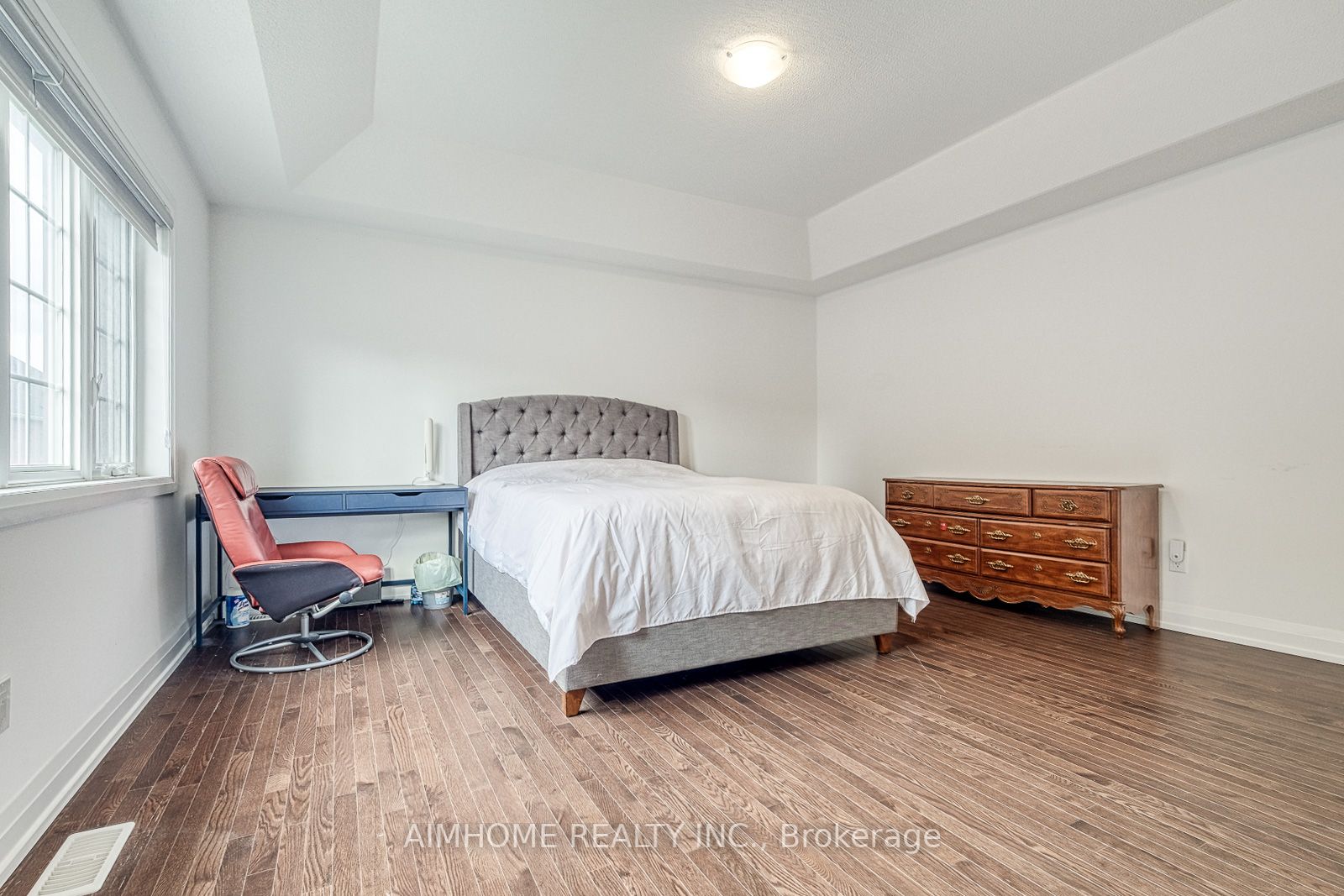 155 Frank Kelly Dr