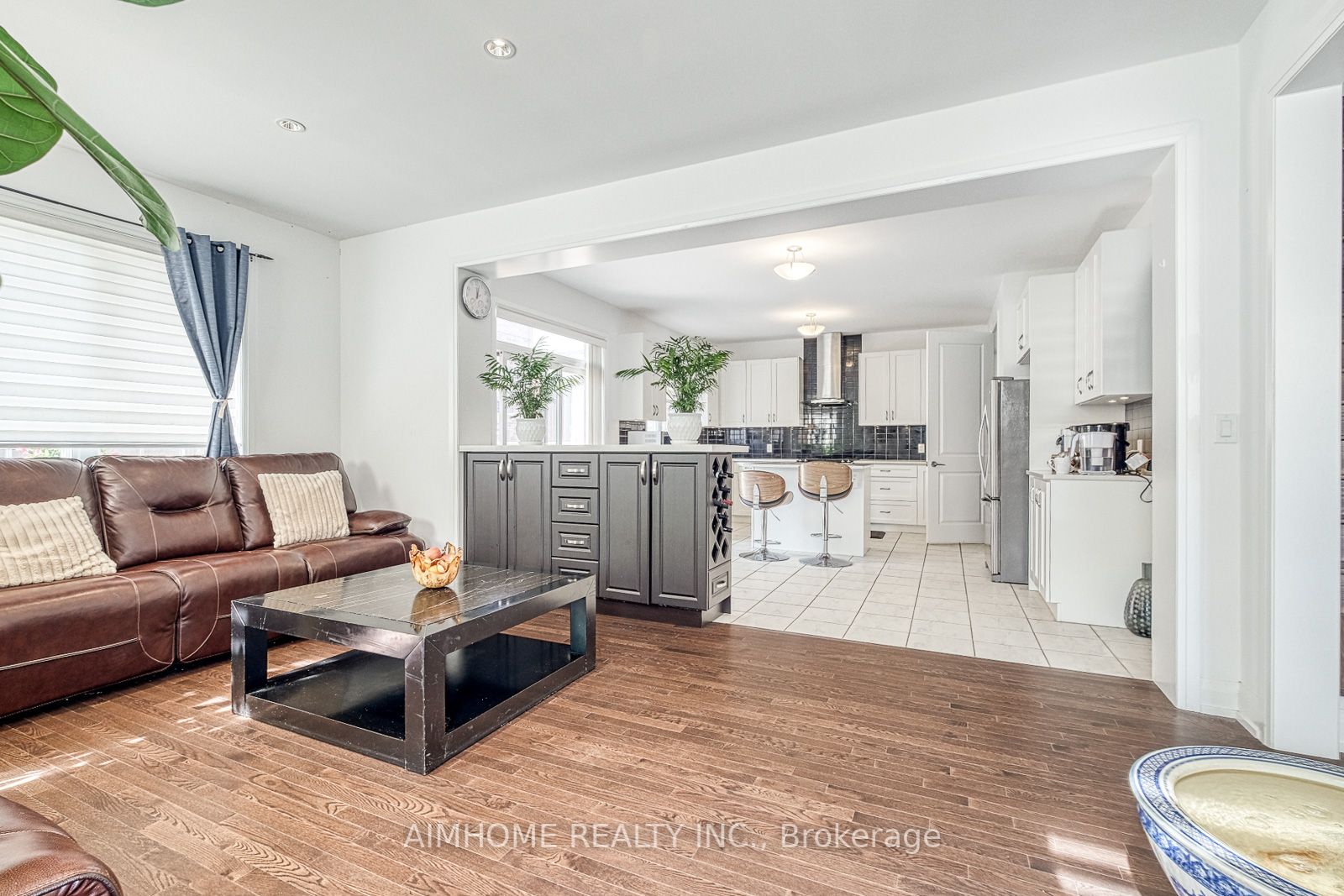 155 Frank Kelly Dr