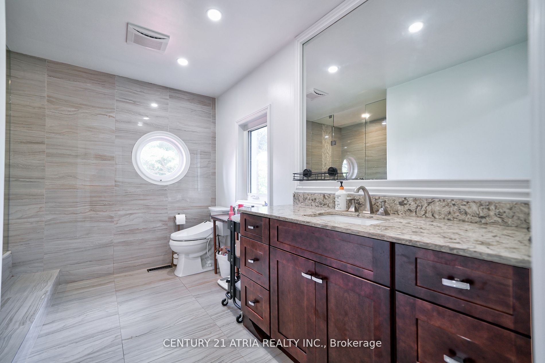 11 Mulberry Mews E