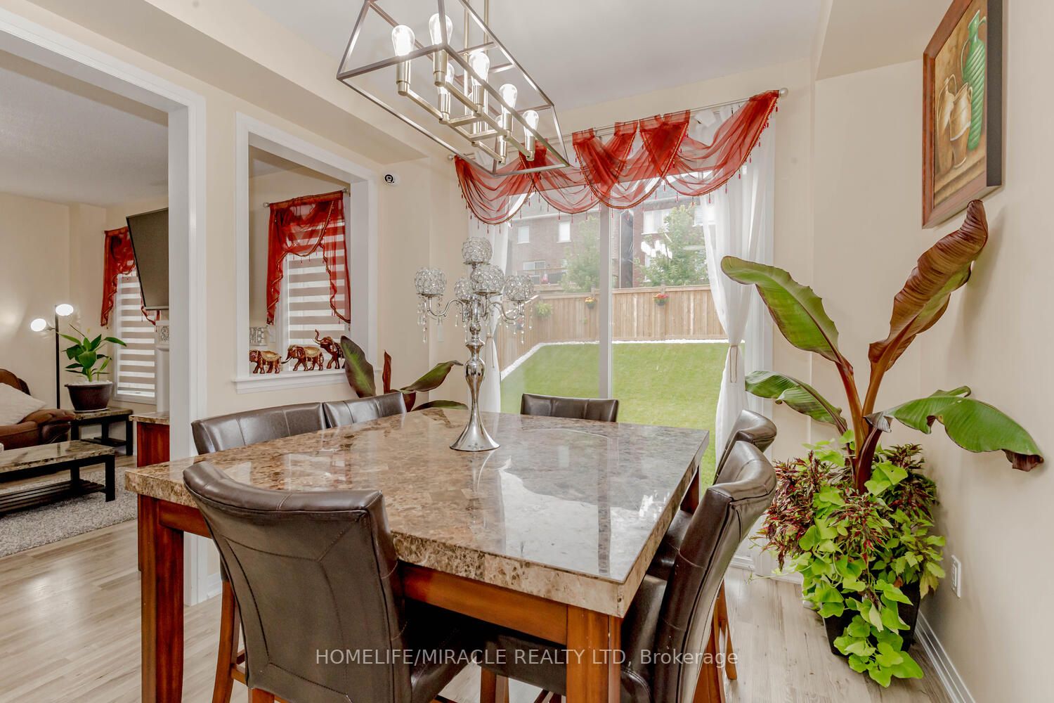 124 Casserley Cres