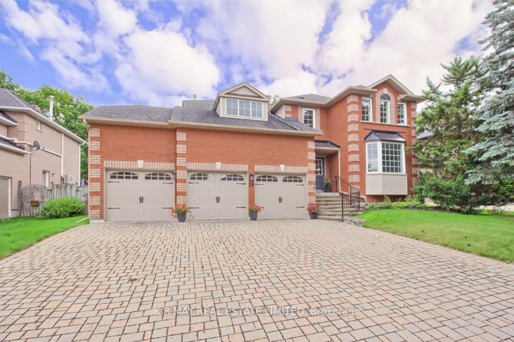 14 Glenn Gould Cres