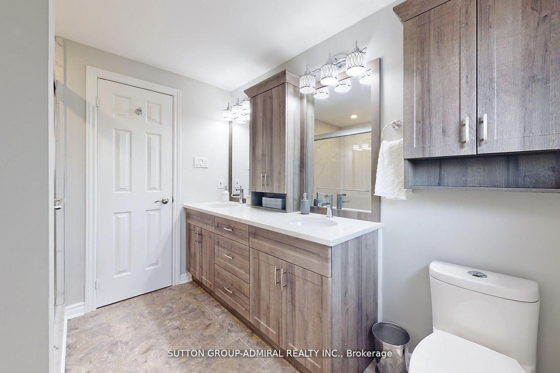 308 Petheram Pl
