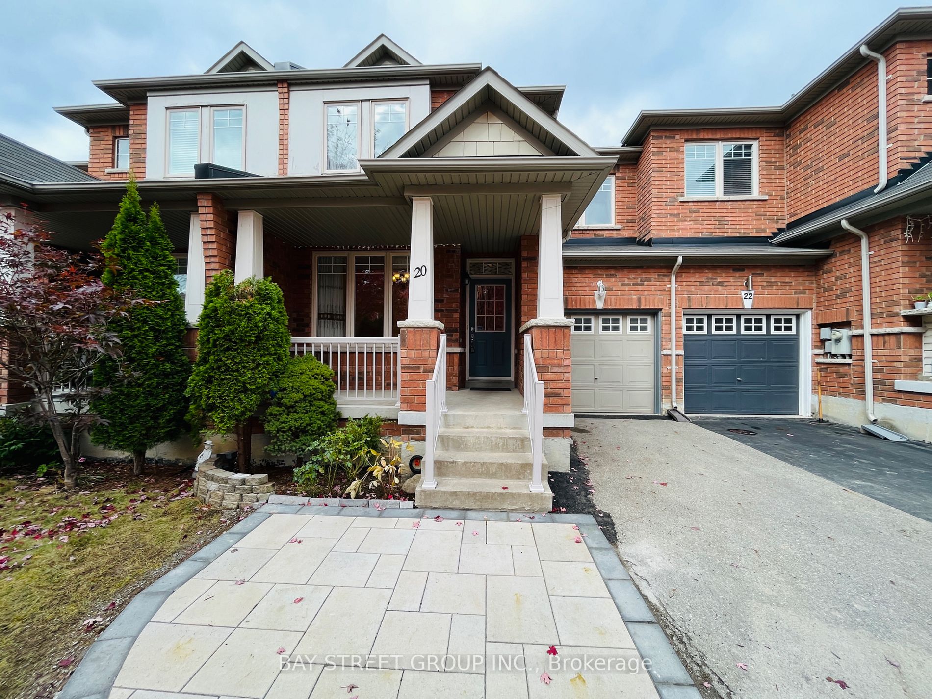 20 Thistle Ave